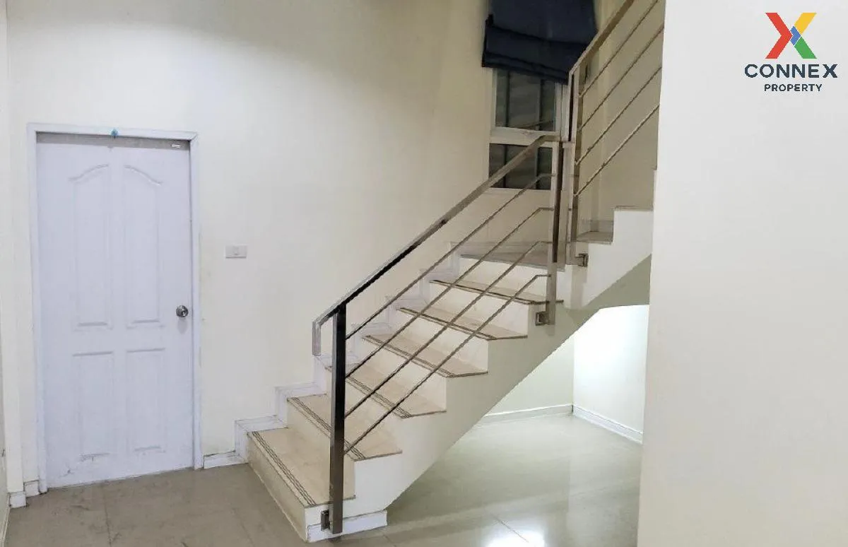 For Sale Commercial Building , C - Square Plaza mall , Chok Chai 