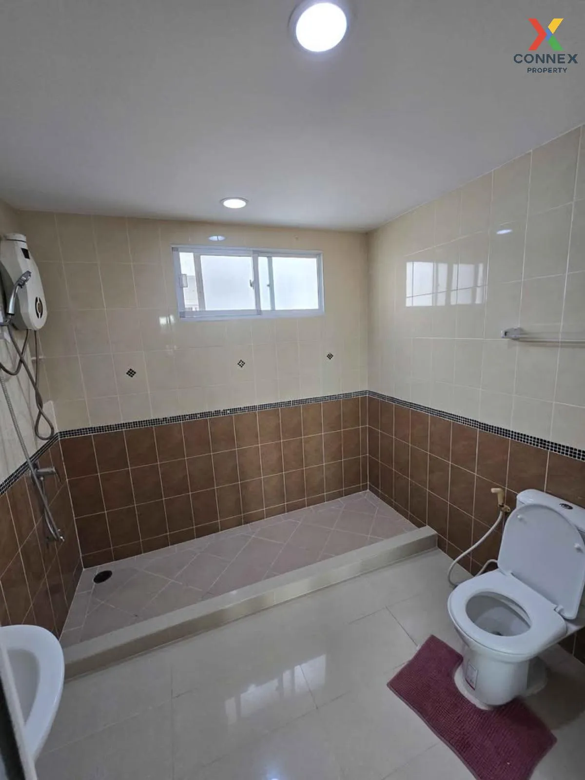 For Rent Townhouse/Townhome  , Baan Klang Muang S - Sense Srinakh