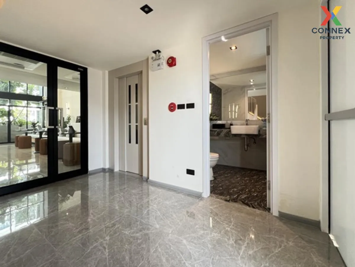 Office for sale, home office, 4.5 floors, The Mixx, Phraeksa, nea