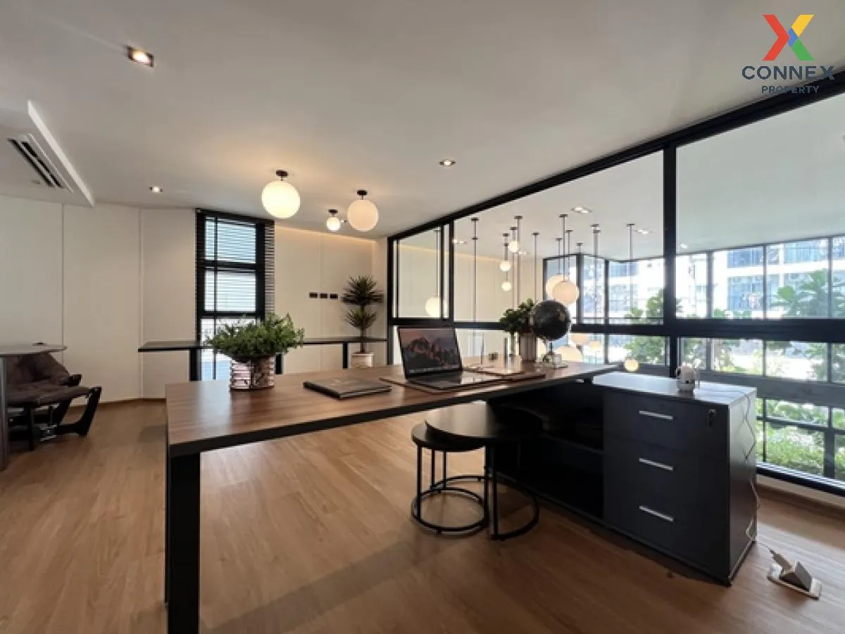 Office for sale, home office, 4.5 floors, The Mixx, Phraeksa, nea