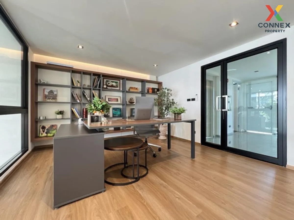 Office for sale, home office, 4.5 floors, The Mixx, Phraeksa, nea