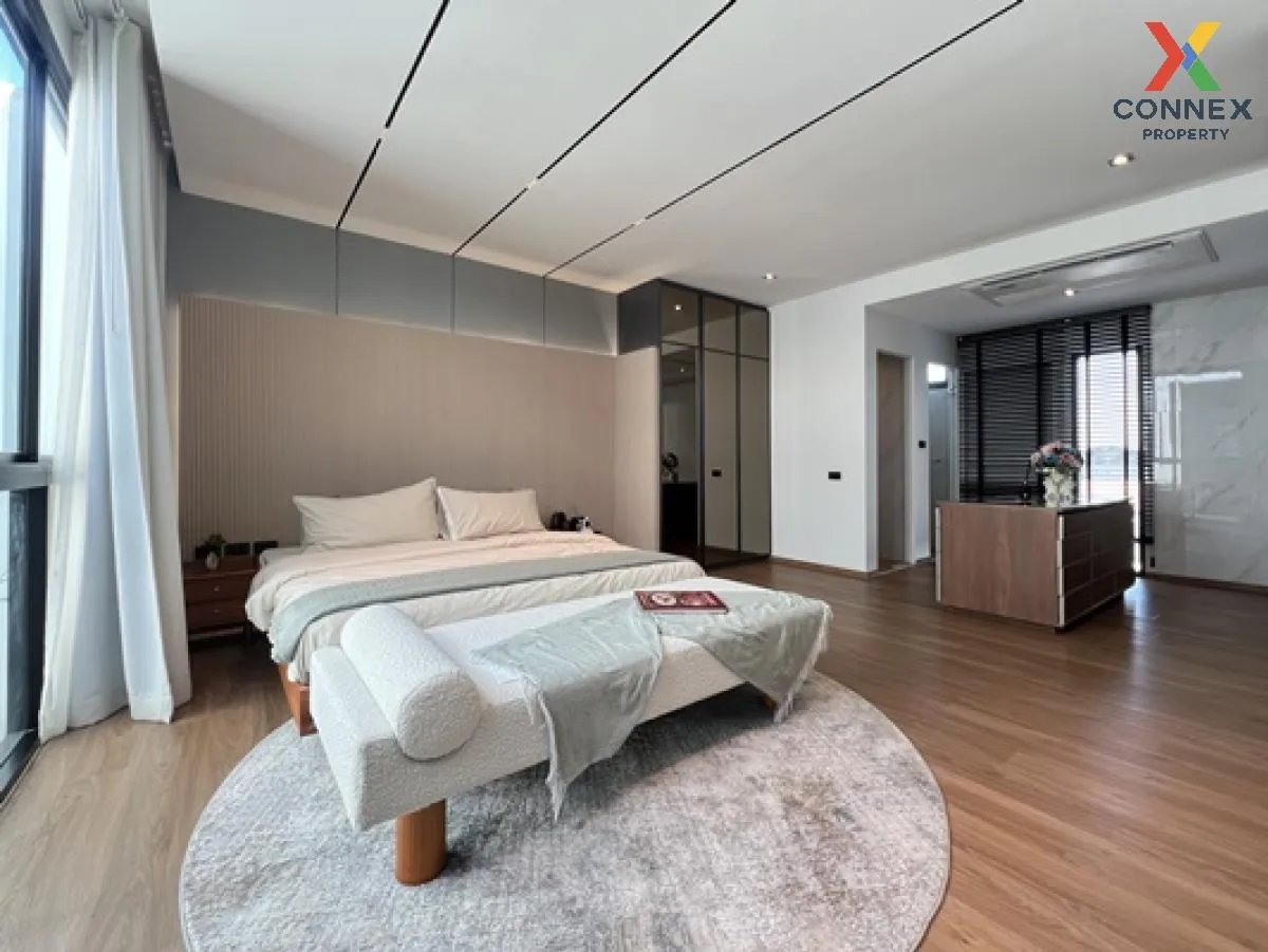 Office for sale, home office, 4.5 floors, The Mixx, Phraeksa, nea