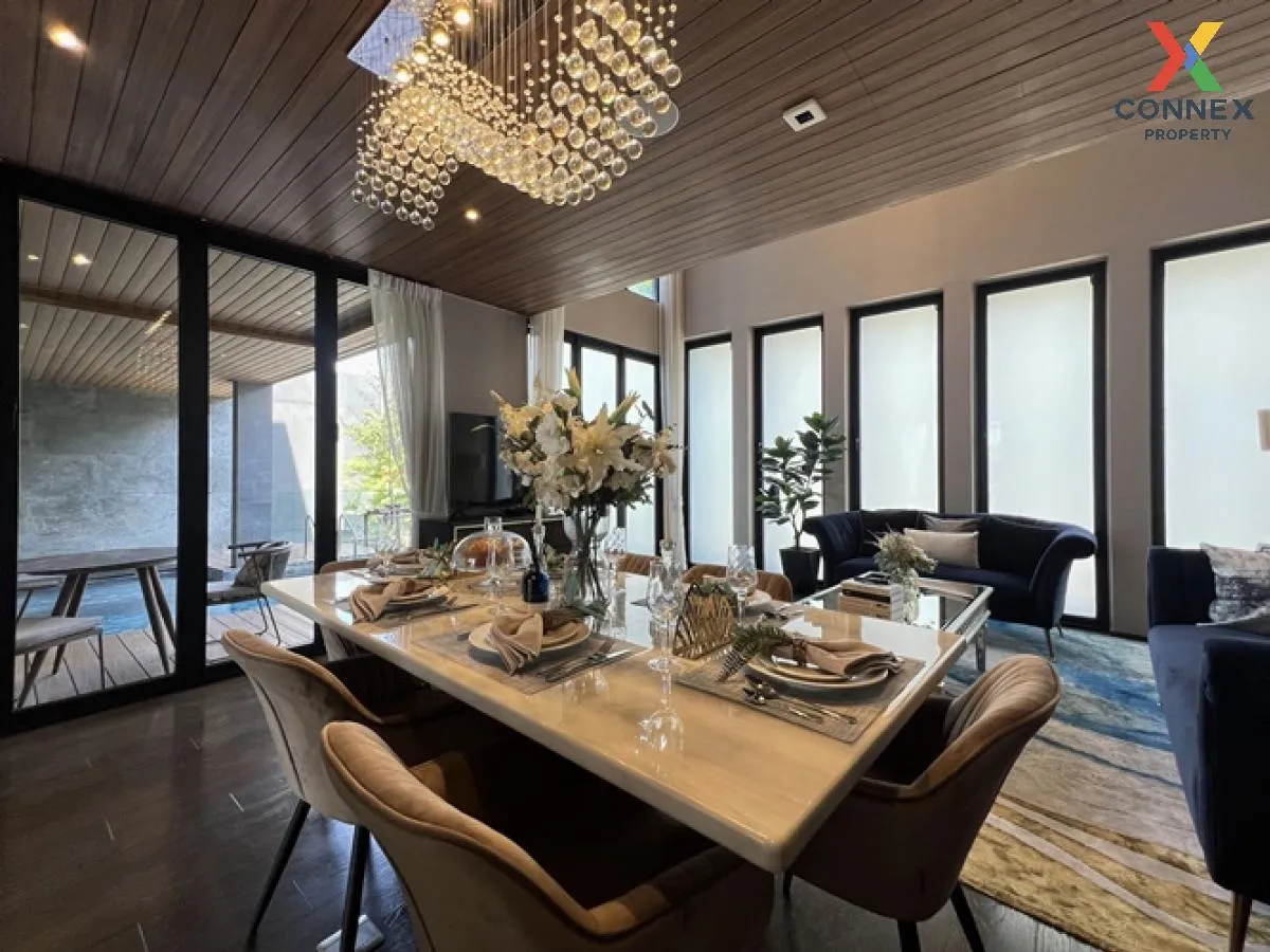 For Sale House , Bibury Village Srinakarin , nice view , wide fro