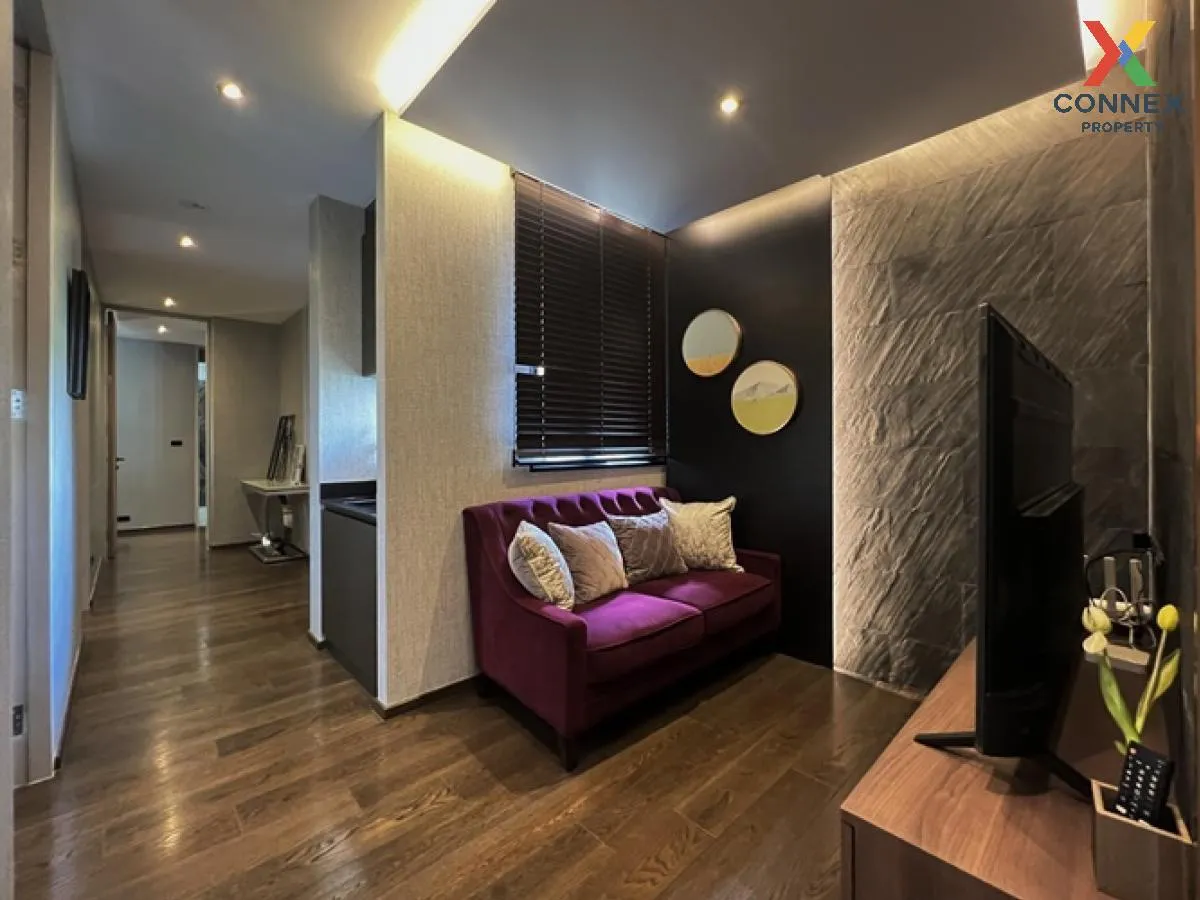 For Sale House , Bibury Village Srinakarin , nice view , wide fro