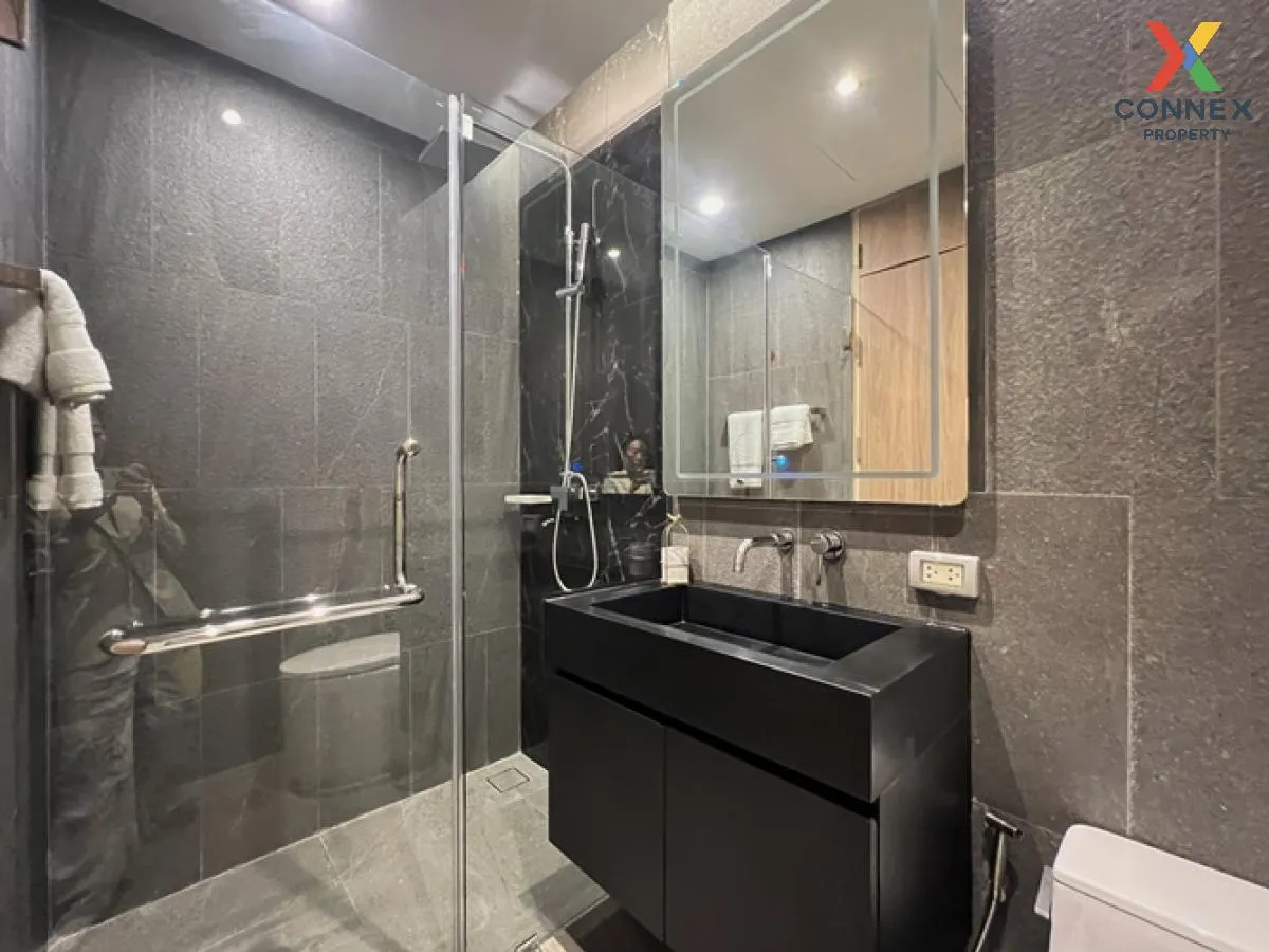 For Sale House , Bibury Village Srinakarin , nice view , wide fro