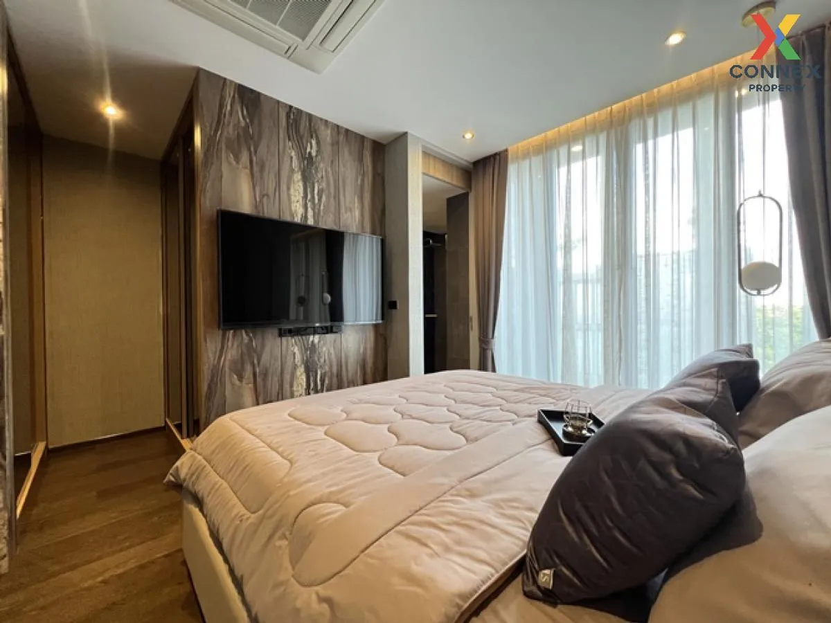 For Sale House , Bibury Village Srinakarin , nice view , wide fro