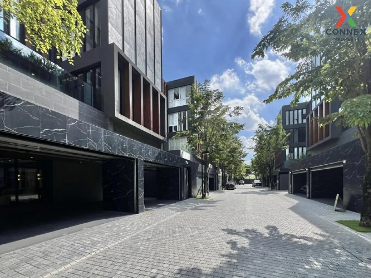 For Sale House , Bibury Village Srinakarin , nice view , wide fro