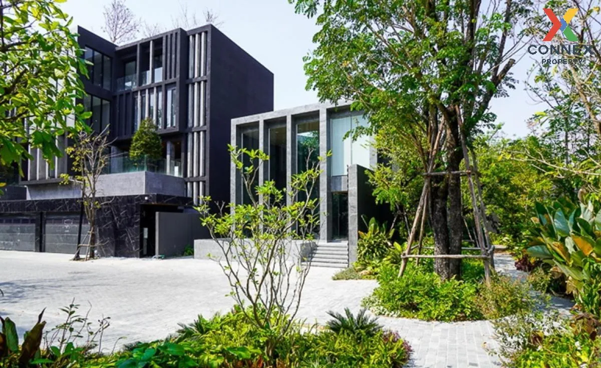 For Sale House , Bibury Village Srinakarin , nice view , wide fro