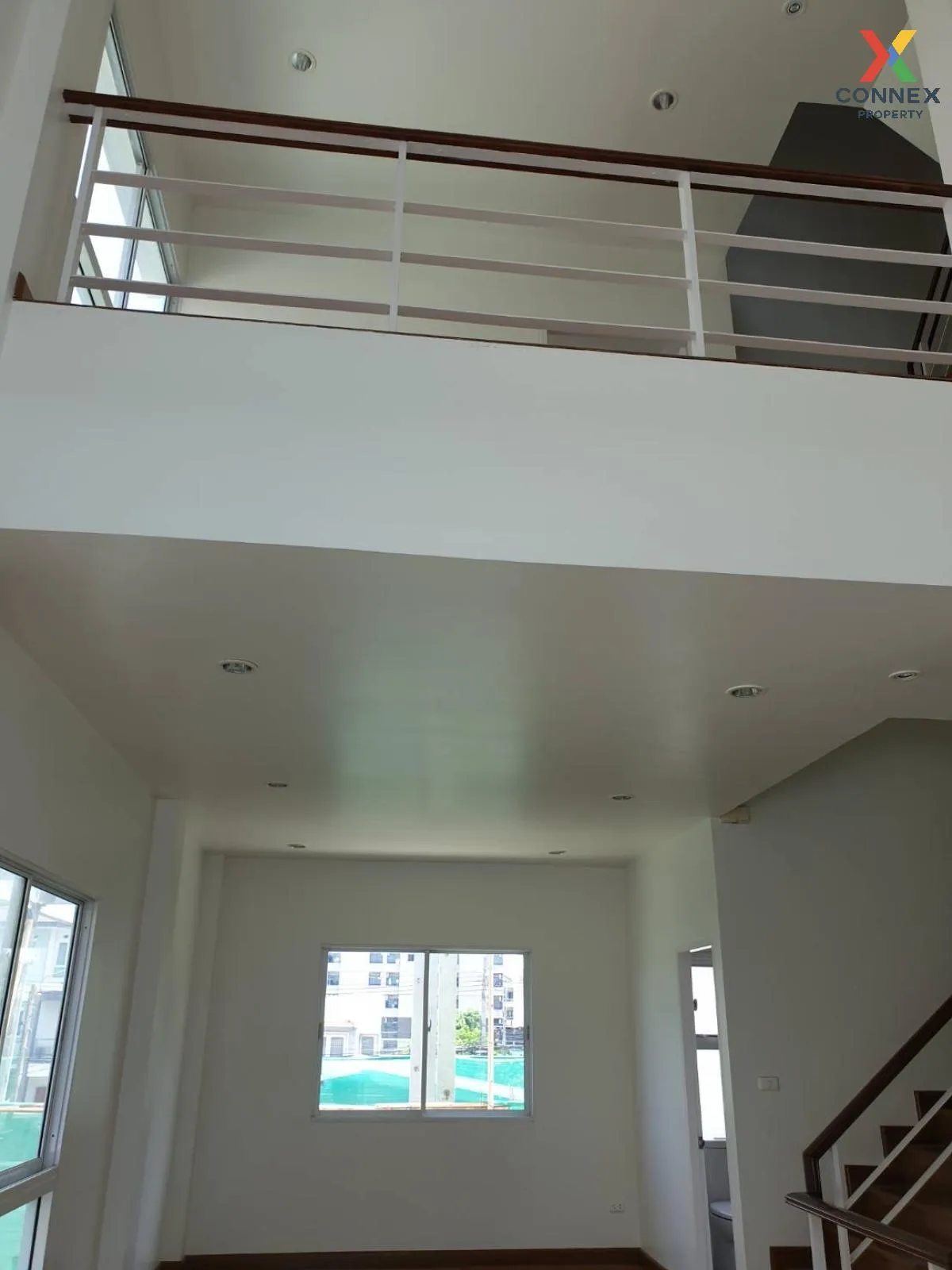 ขายทาวน์เฮ้าส์/ทาวน์โฮม  เดอะ พาร์ค ลาดพร้าว - วังหิน 76 รีโนเวทใ