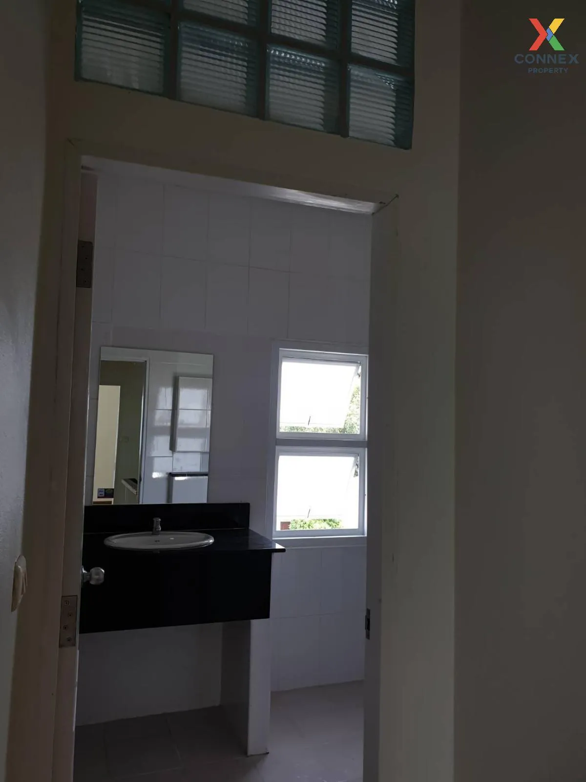 ขายทาวน์เฮ้าส์/ทาวน์โฮม  เดอะ พาร์ค ลาดพร้าว - วังหิน 76 รีโนเวทใ