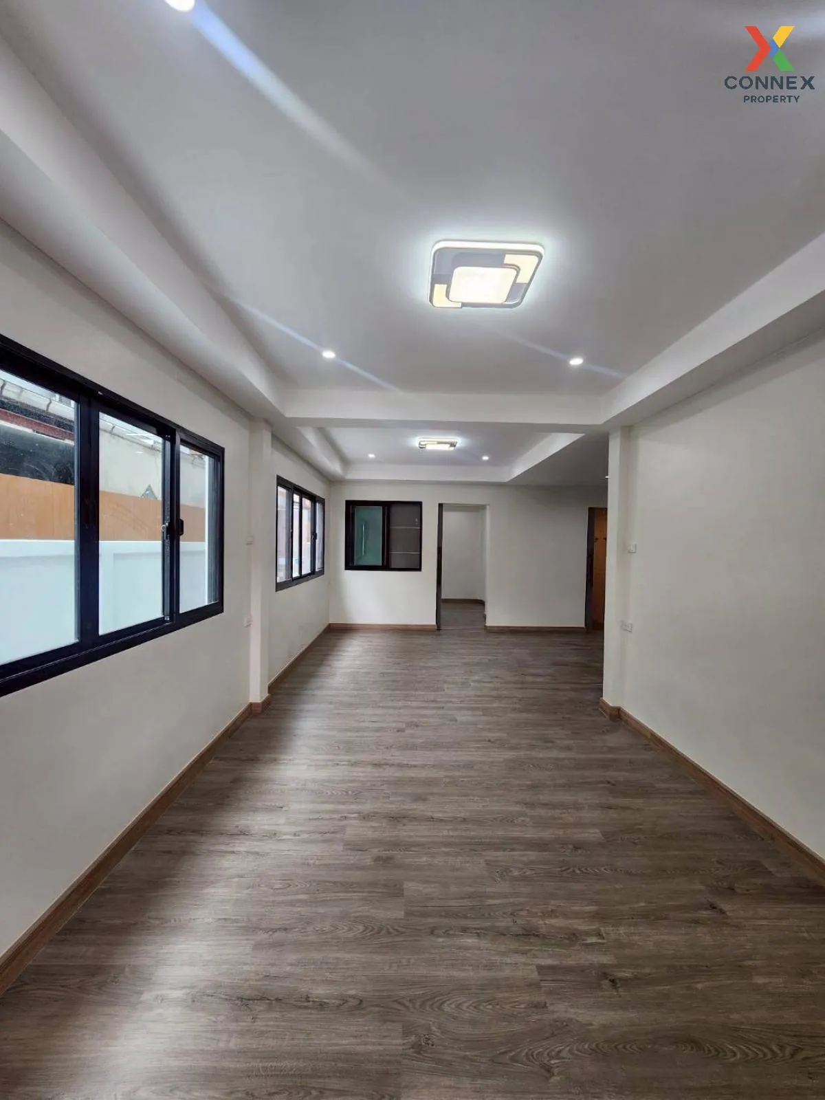 For Sale House , Burapha Villa , wide frontage , newly renovated 