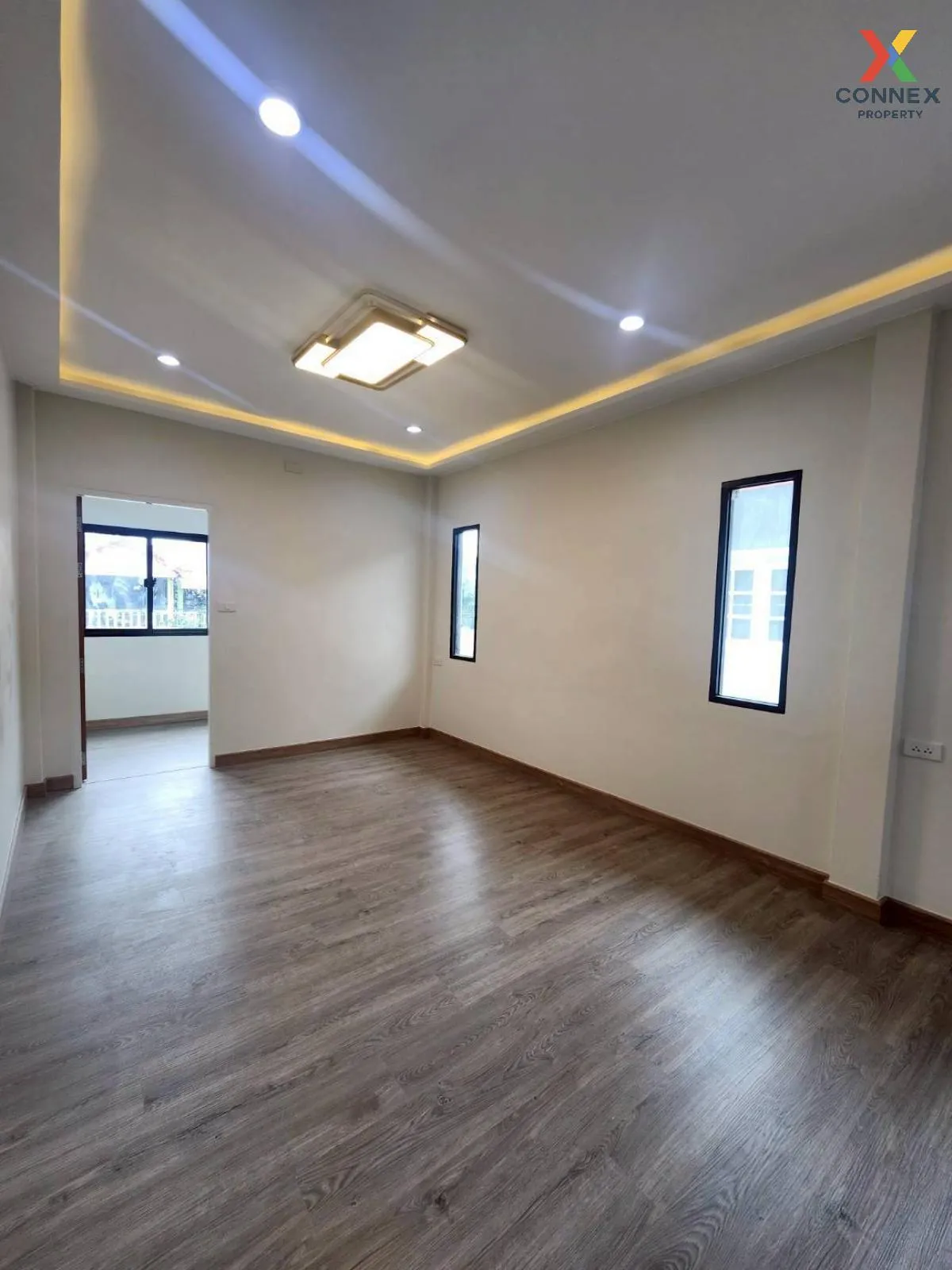 For Sale House , Burapha Villa , wide frontage , newly renovated 