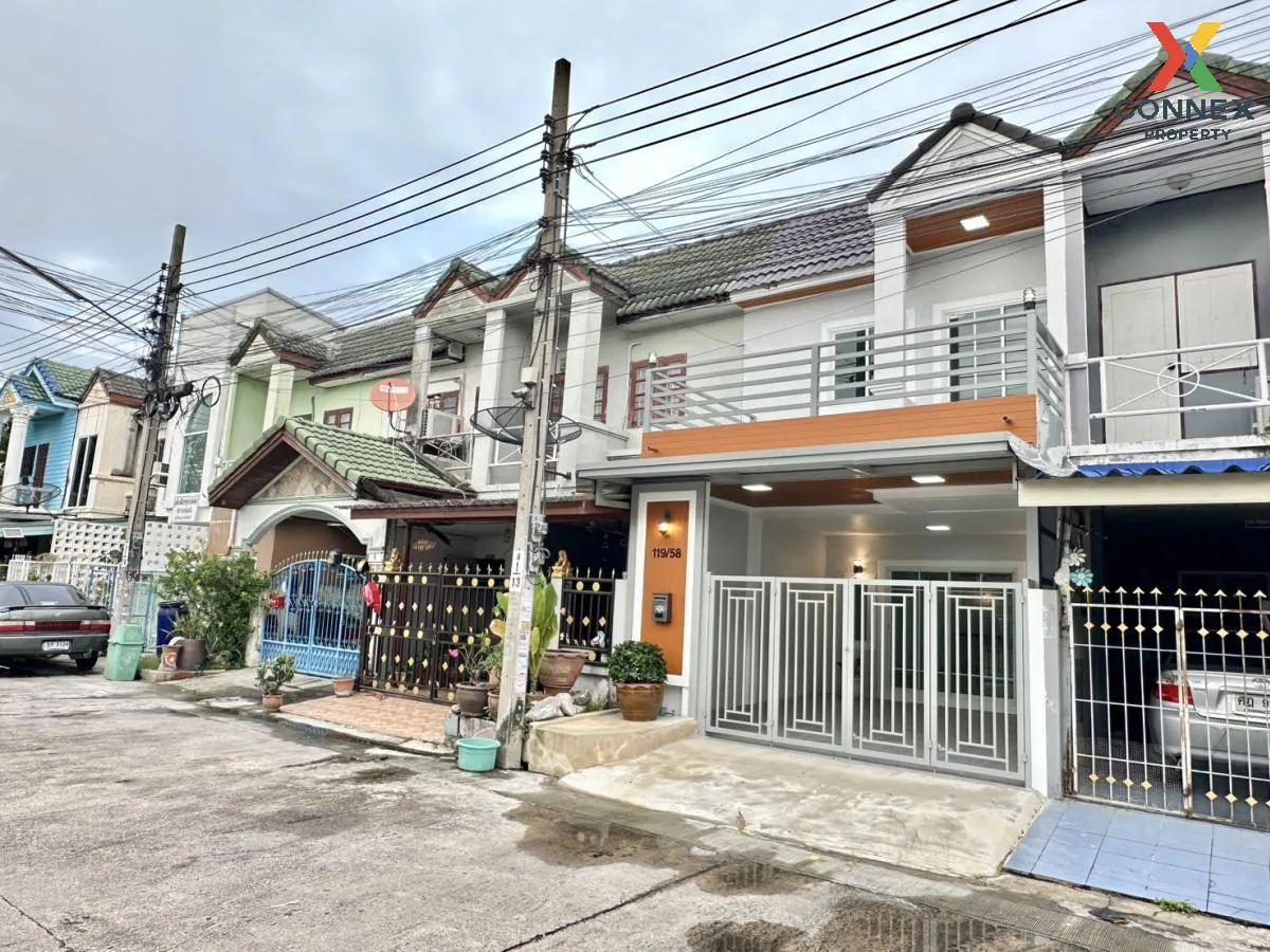 For Sale Townhouse/Townhome  , Baan Rattanathani , newly renovate 4