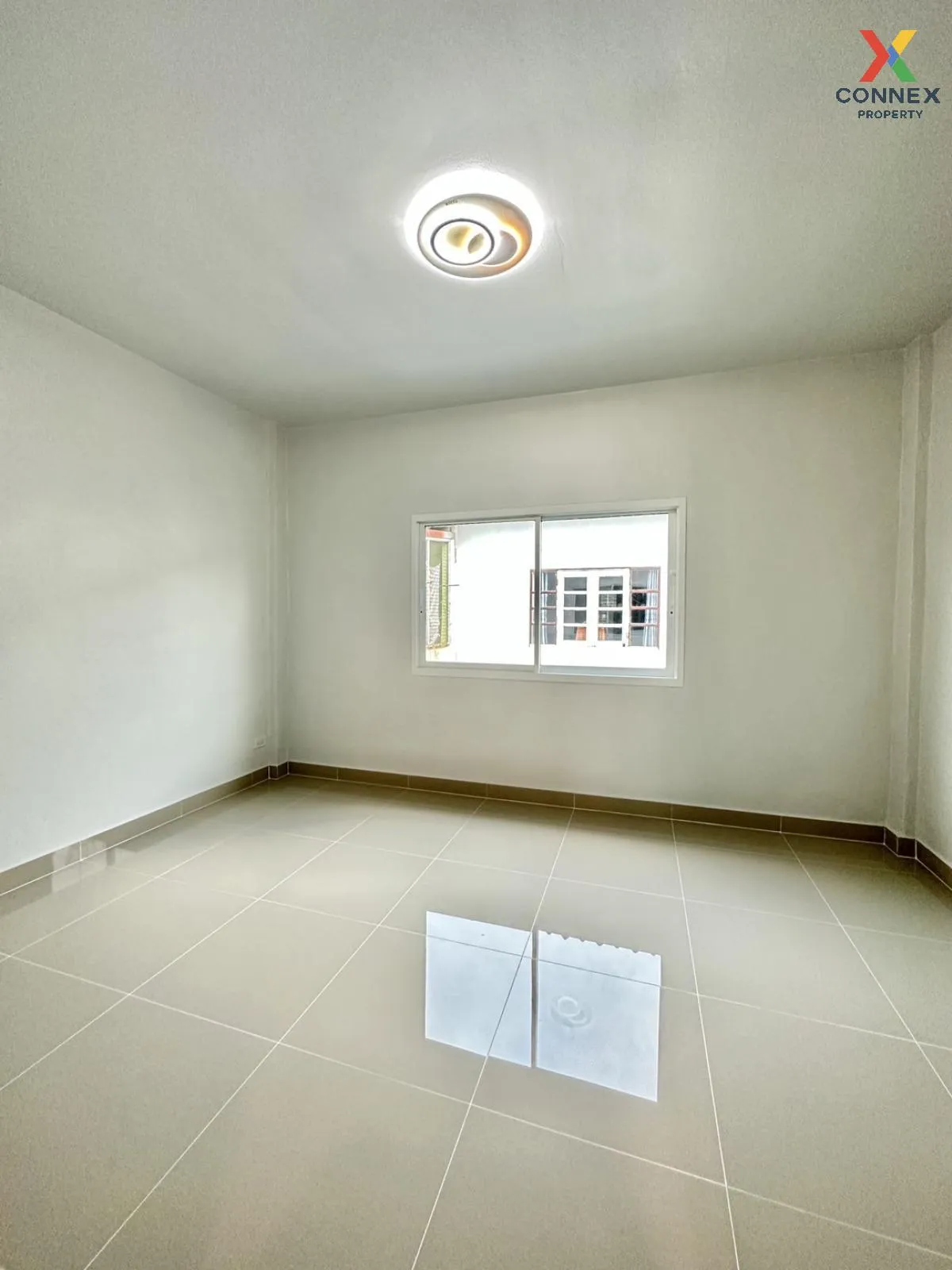 For Sale Townhouse/Townhome  , Baan Rattanathani , newly renovate