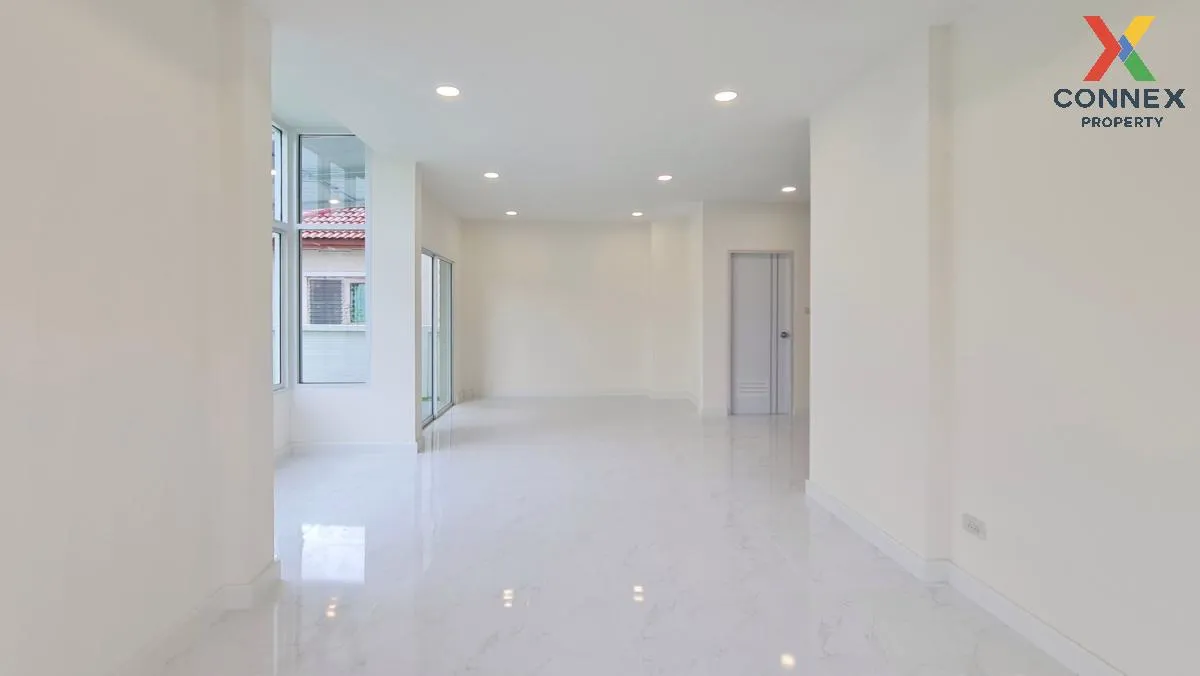 ขายบ้าน  บ้านฟ้ากรีนพาร์ค รังสิต คลอง 2 หน้ากว้าง รีโนเวทใหม่ คูค