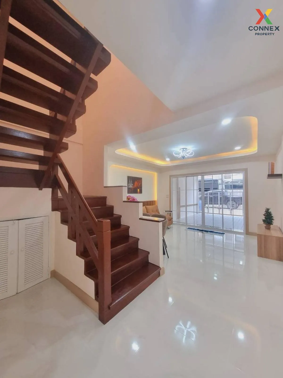 For Sale Townhouse/Townhome  , The Emerald Park 2 , newly renovat