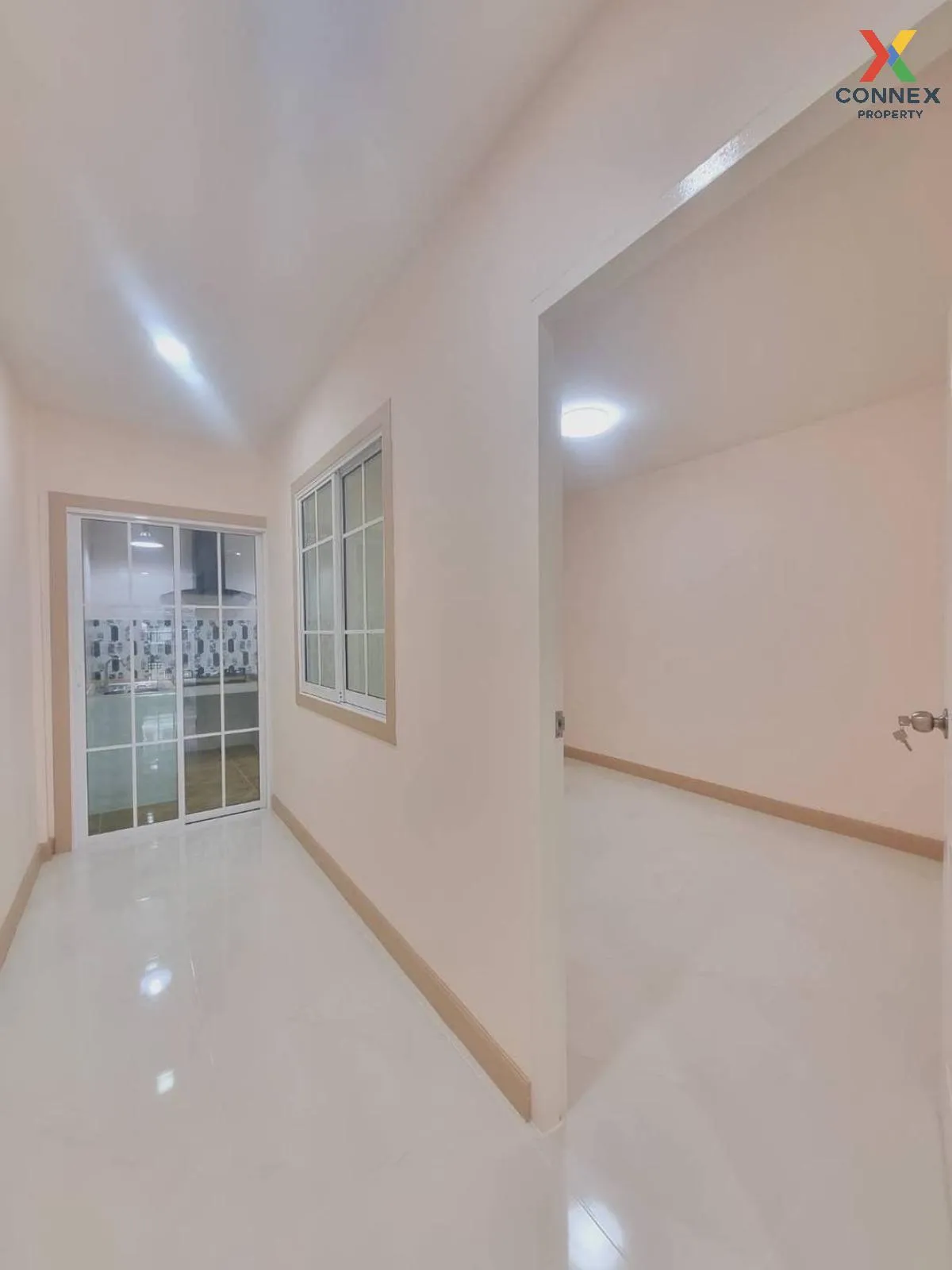 For Sale Townhouse/Townhome  , The Emerald Park 2 , newly renovat