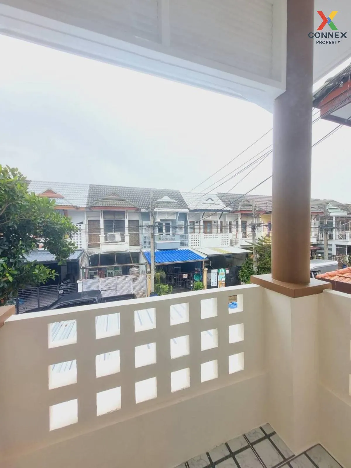 For Sale Townhouse/Townhome  , The Emerald Park 2 , newly renovat