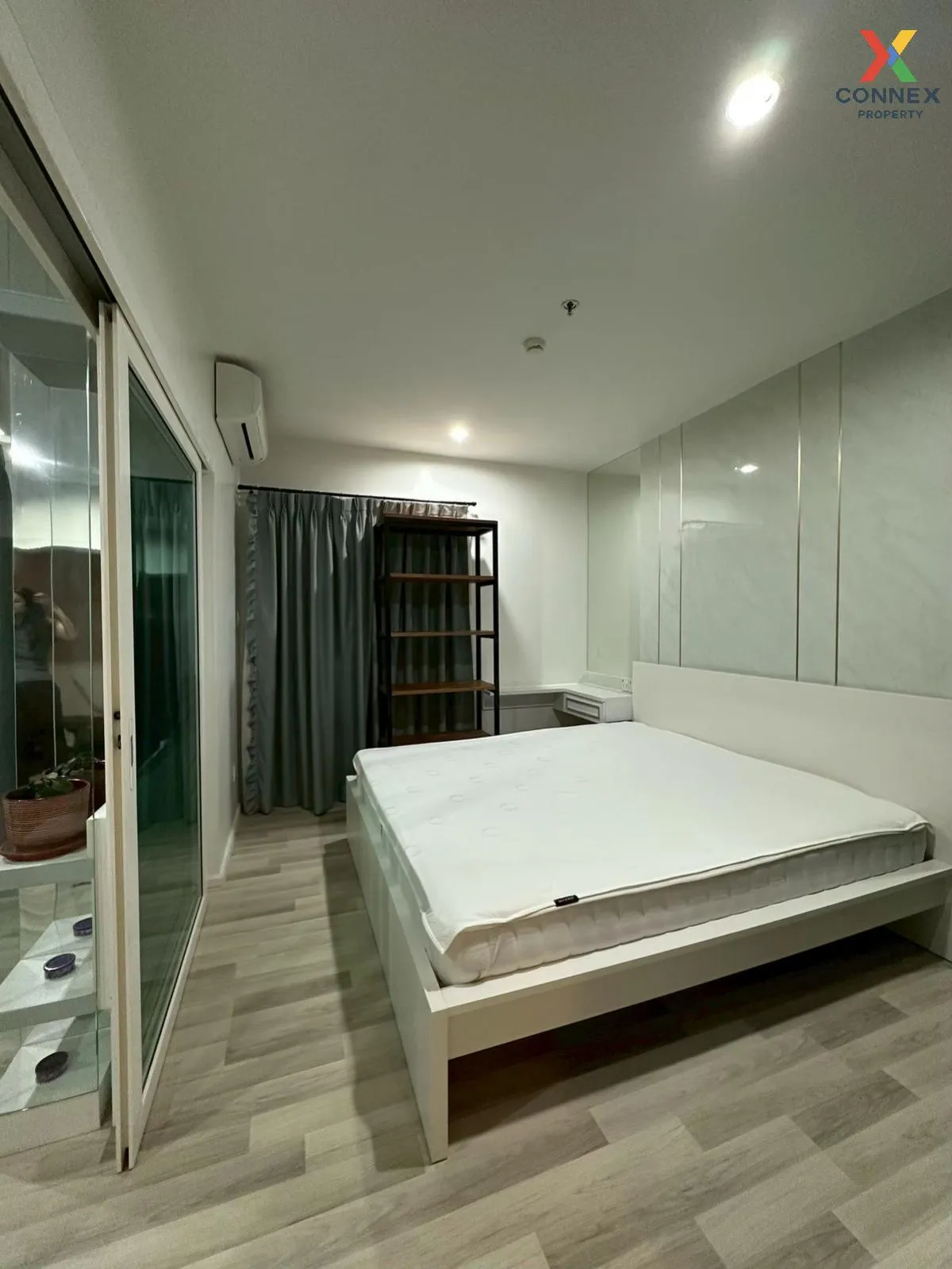 For Rent Condo , The Key Sathorn - Charoenrat , BTS-Surasak , Ban