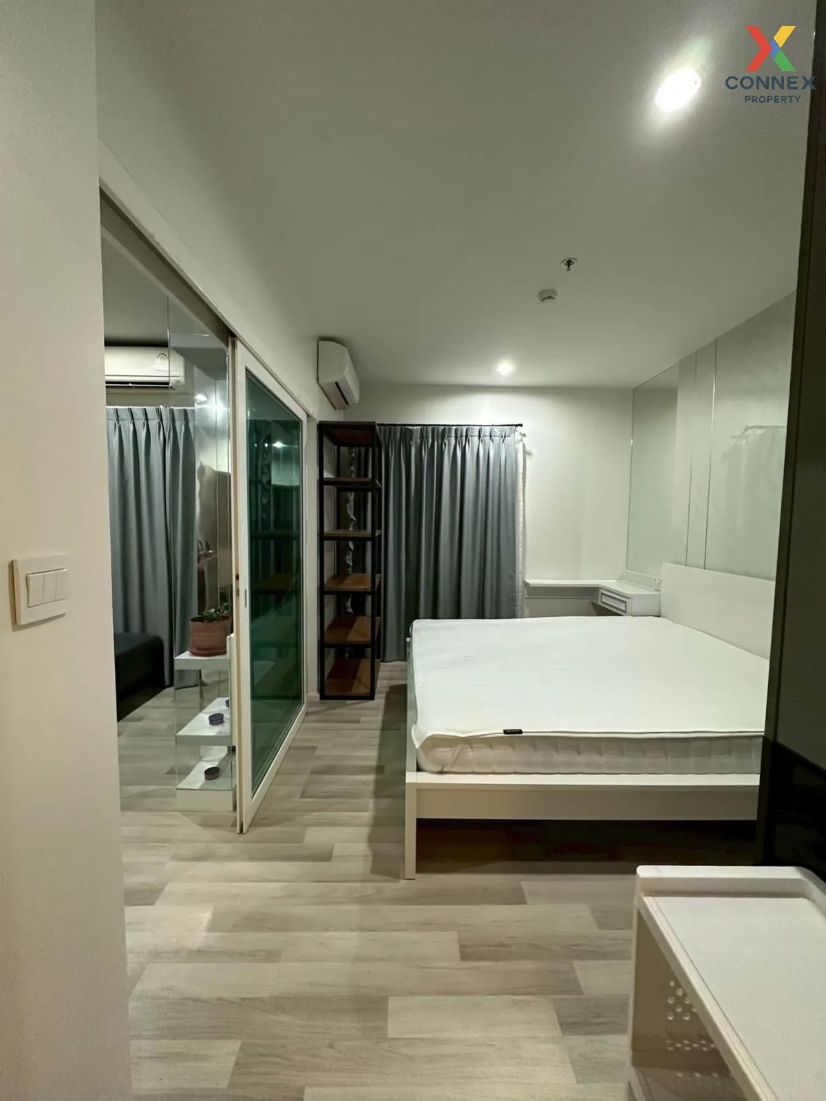 For Rent Condo , The Key Sathorn - Charoenrat , BTS-Surasak , Ban