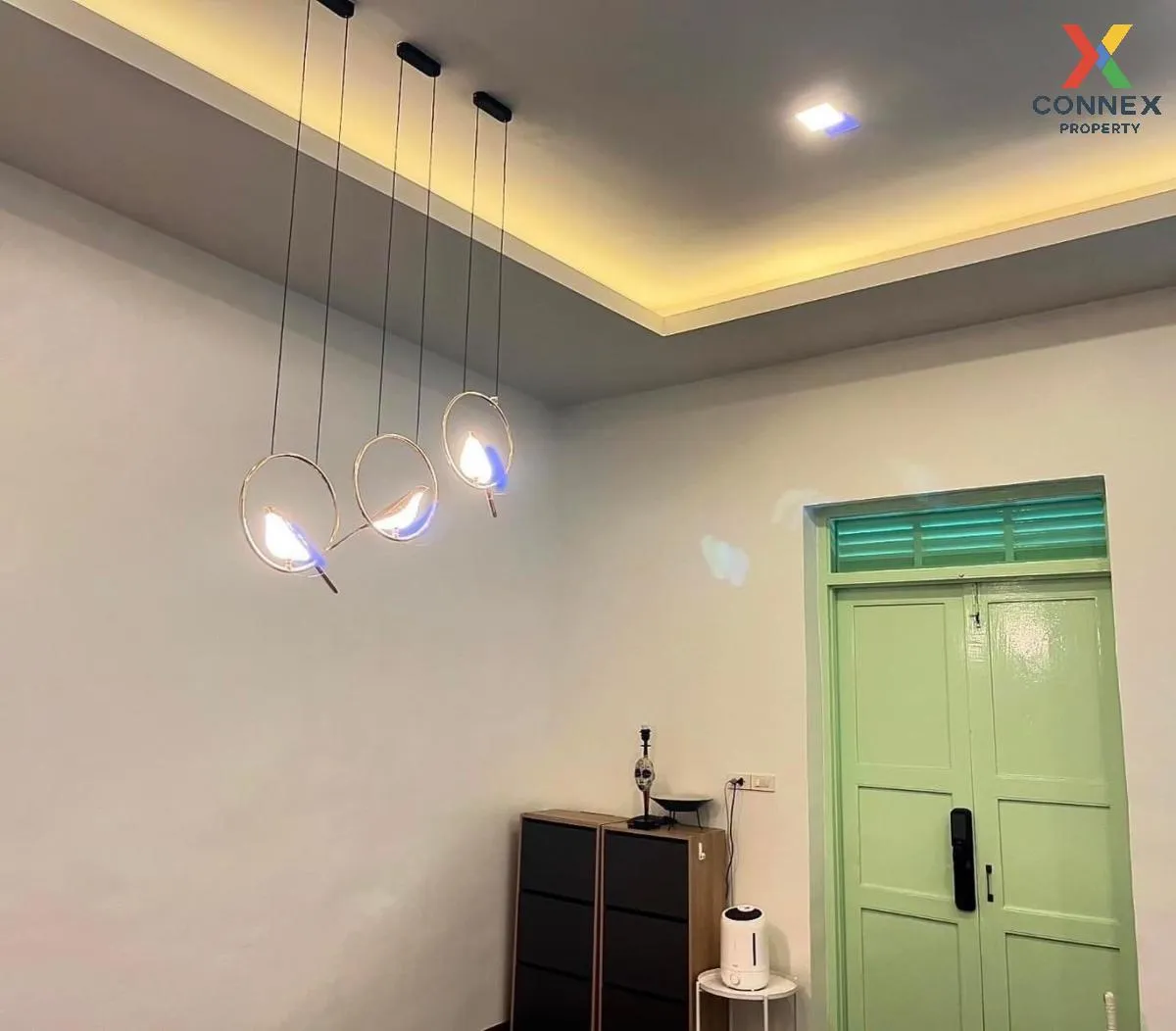 For Rent Townhome for rent ,Jareonkrung , newly renovated , Si Ph