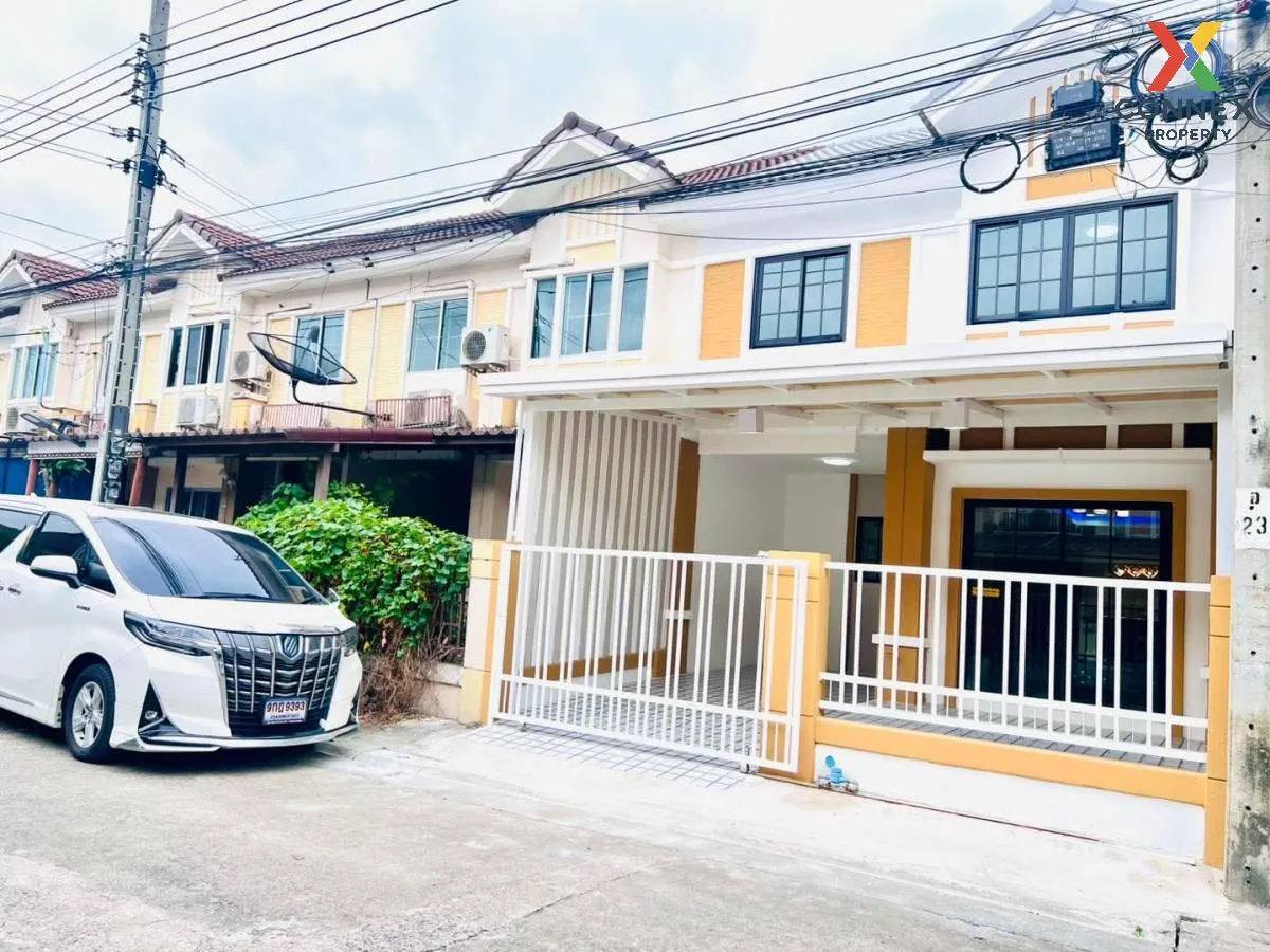 For Sale Townhouse/Townhome  , Pruksa Ville 19 Wongwaen - Pinklao