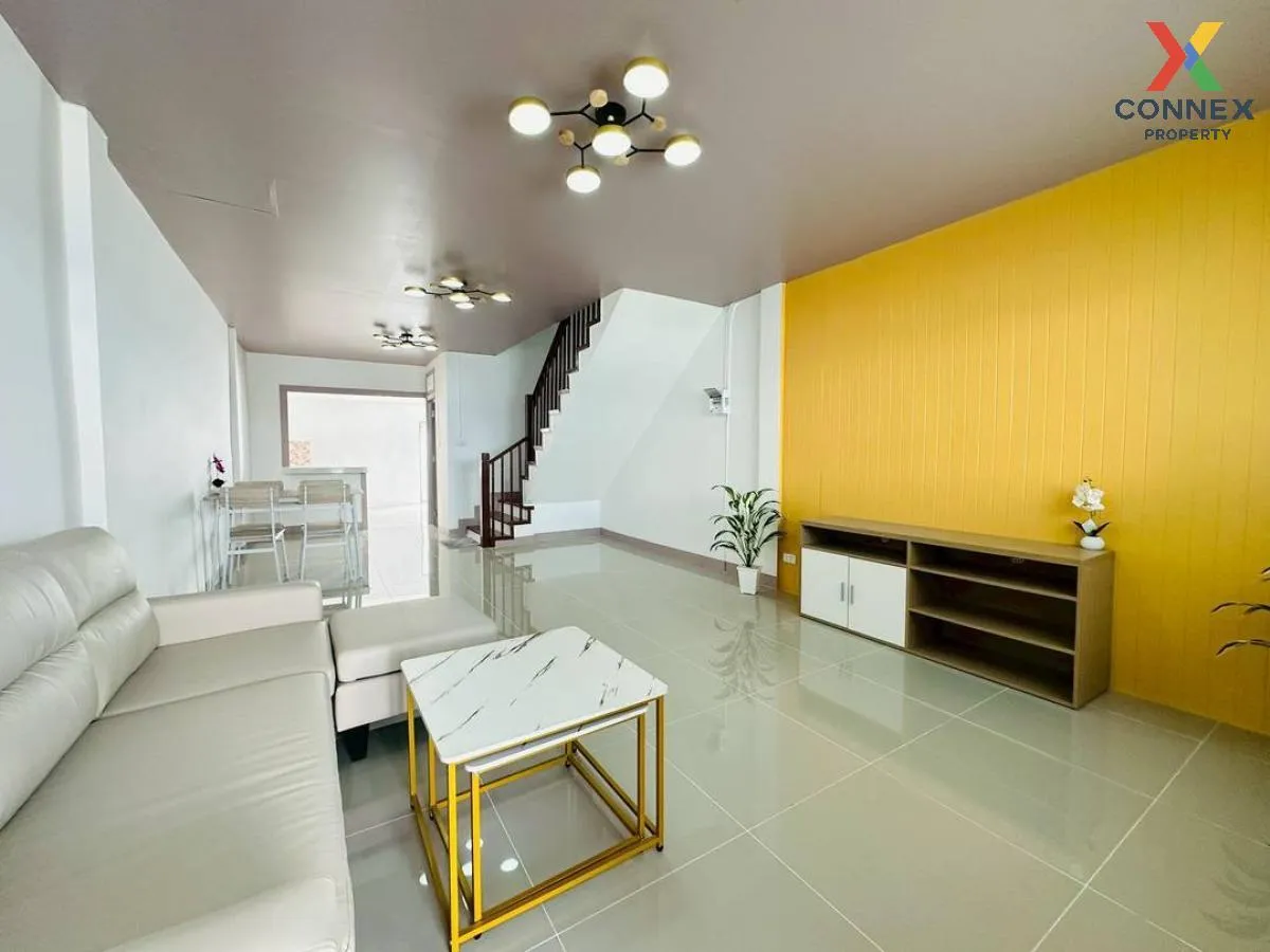 ขายทาวน์เฮ้าส์/ทาวน์โฮม  บ้านปิยวรารมย์ 1 รีโนเวทใหม่ บางบัวทอง บ