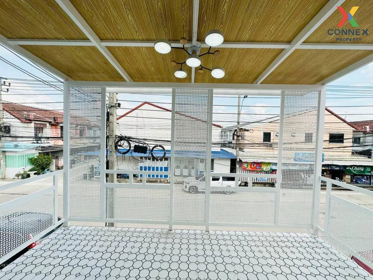 ขายทาวน์เฮ้าส์/ทาวน์โฮม  บ้านปิยวรารมย์ 1 รีโนเวทใหม่ บางบัวทอง บ