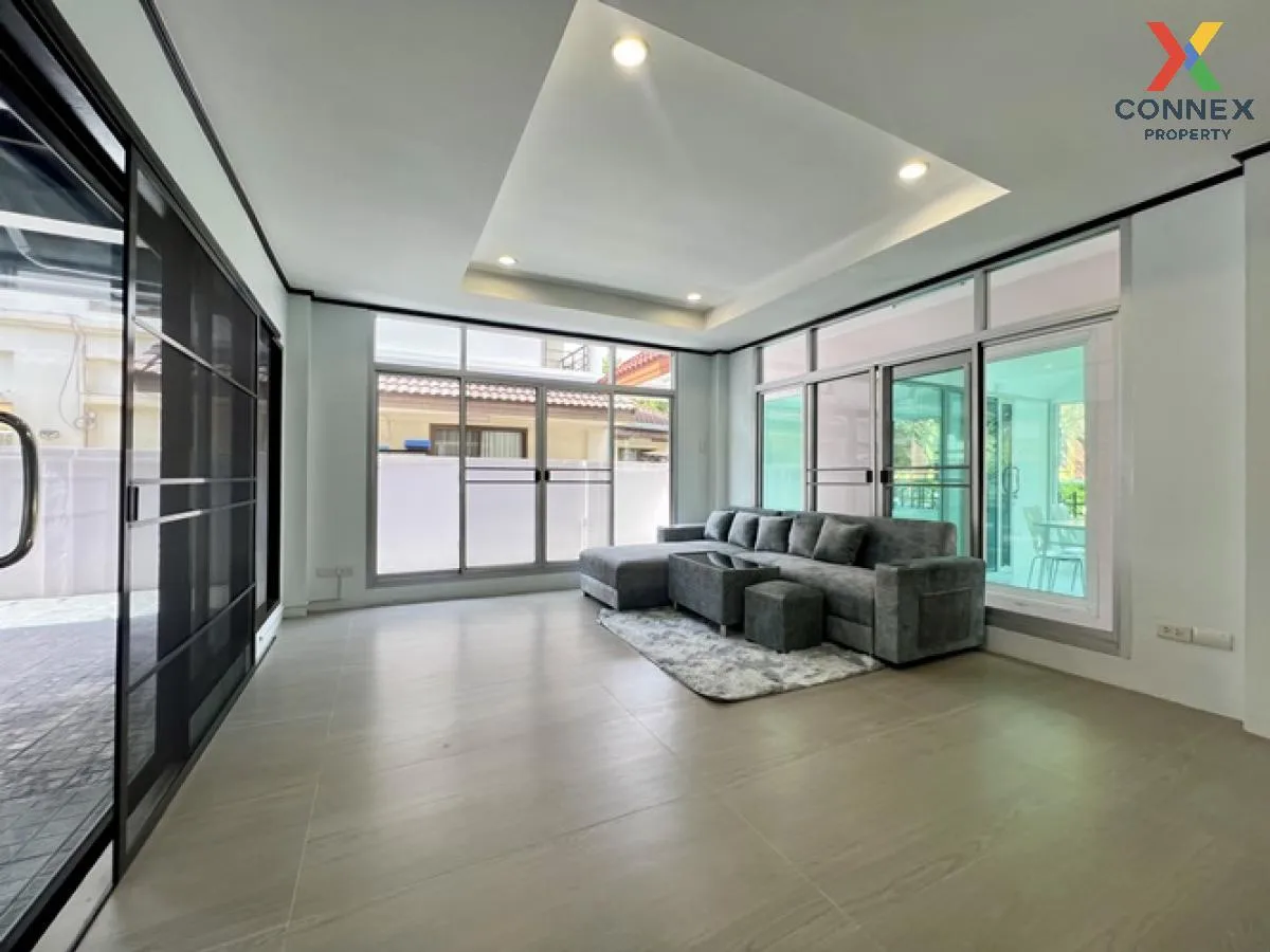 ขายบ้านเดี่ยว บ้านแมกไม้ วัรชพล รีโนเวทใหม่ ทั้งหลัง เนื้อที่ 65 