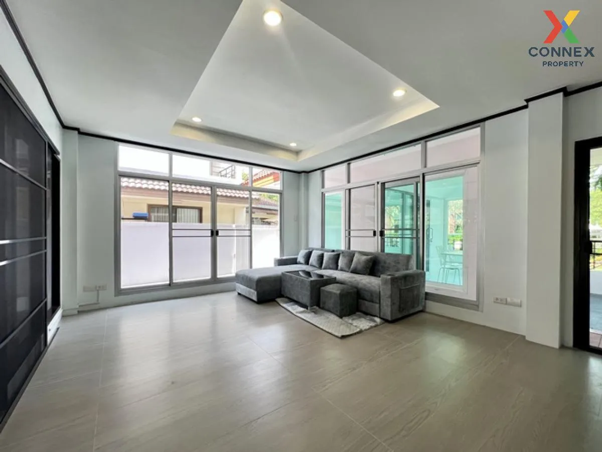 ขายบ้านเดี่ยว บ้านแมกไม้ วัรชพล รีโนเวทใหม่ ทั้งหลัง เนื้อที่ 65 