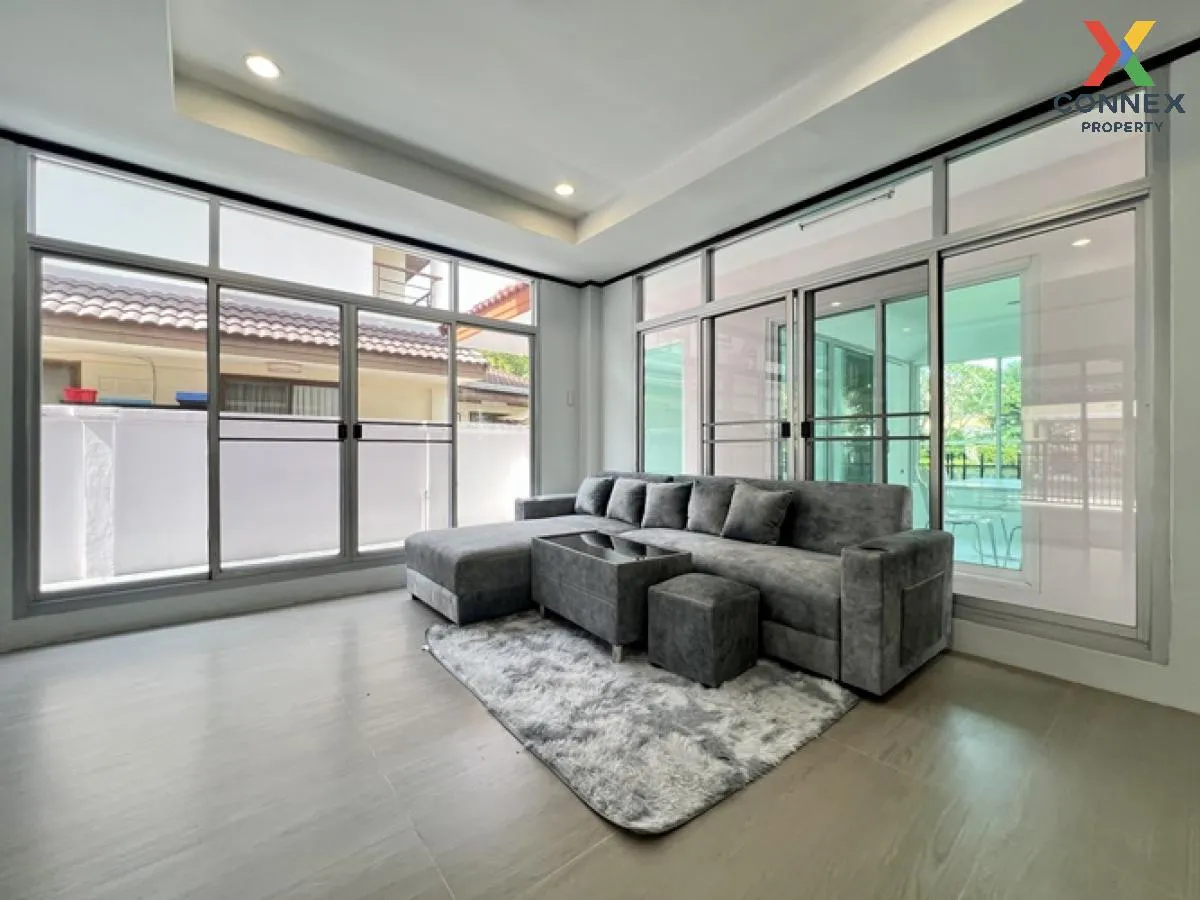 ขายบ้านเดี่ยว บ้านแมกไม้ วัรชพล รีโนเวทใหม่ ทั้งหลัง เนื้อที่ 65 