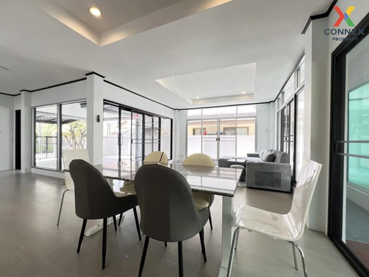 ขายบ้านเดี่ยว บ้านแมกไม้ วัรชพล รีโนเวทใหม่ ทั้งหลัง เนื้อที่ 65 