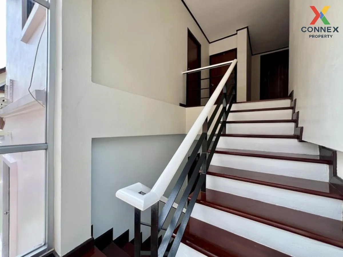 ขายบ้านเดี่ยว บ้านแมกไม้ วัรชพล รีโนเวทใหม่ ทั้งหลัง เนื้อที่ 65 