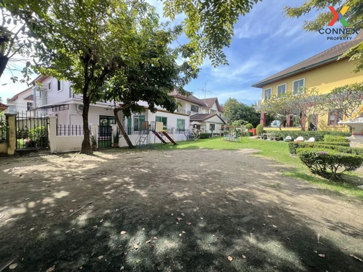 ขายบ้านเดี่ยว บ้านแมกไม้ วัรชพล รีโนเวทใหม่ ทั้งหลัง เนื้อที่ 65 