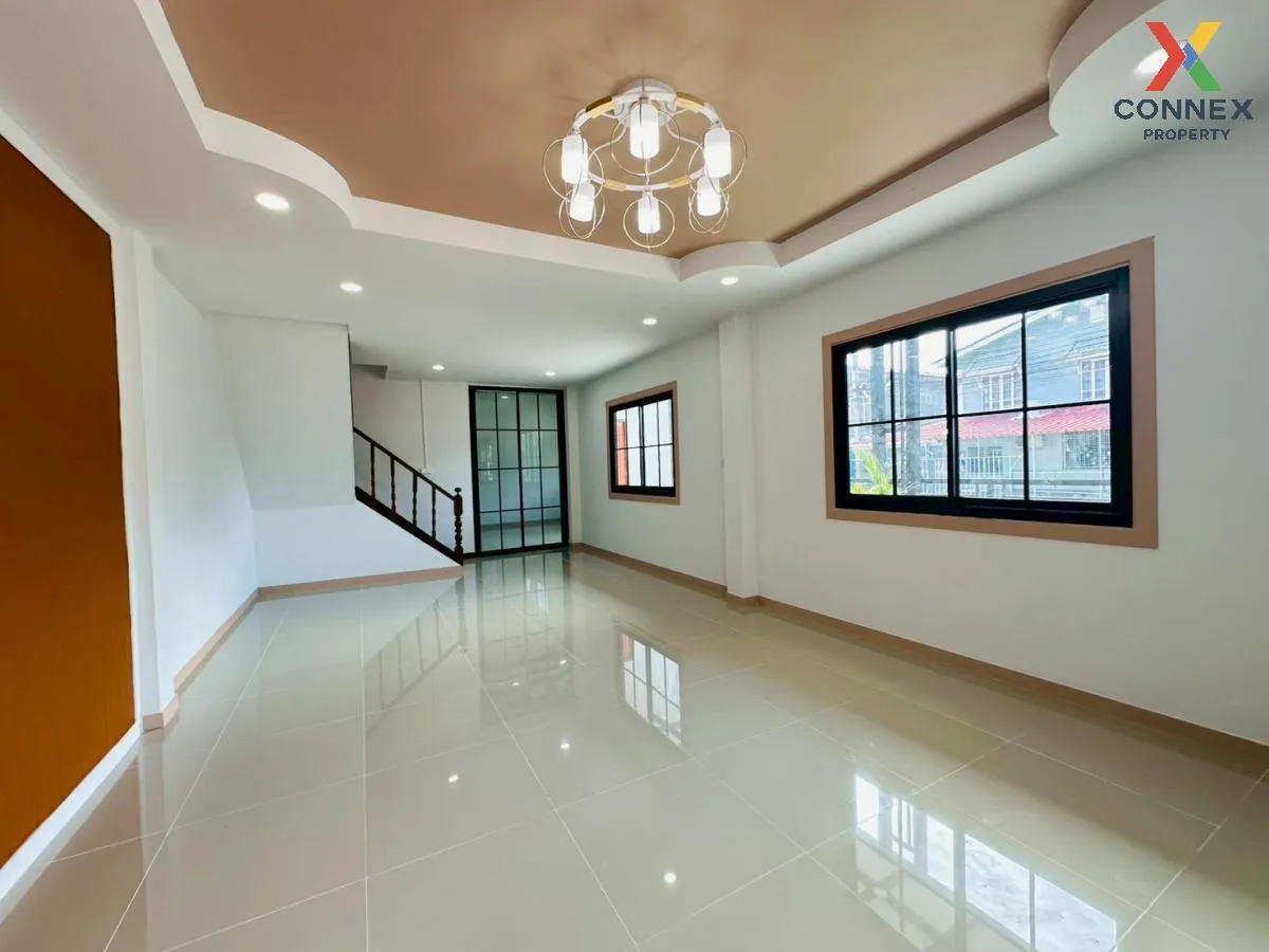 For Sale Townhouse/Townhome  , Baan Buathong 4 Baan Kluay-Sai Noi