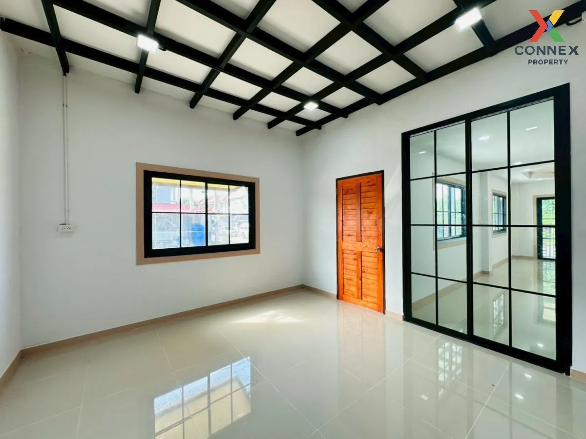 For Sale Townhouse/Townhome  , Baan Buathong 4 Baan Kluay-Sai Noi