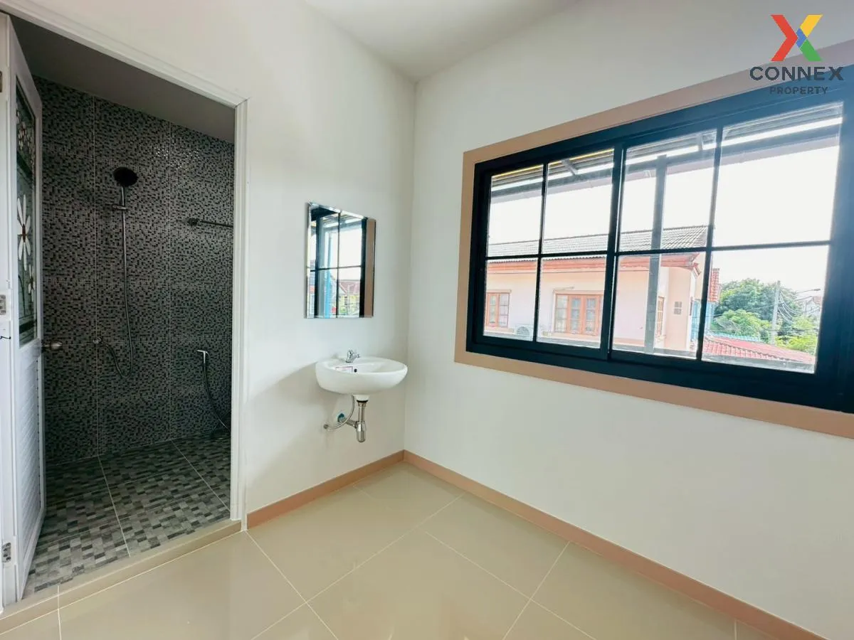 For Sale Townhouse/Townhome  , Baan Buathong 4 Baan Kluay-Sai Noi