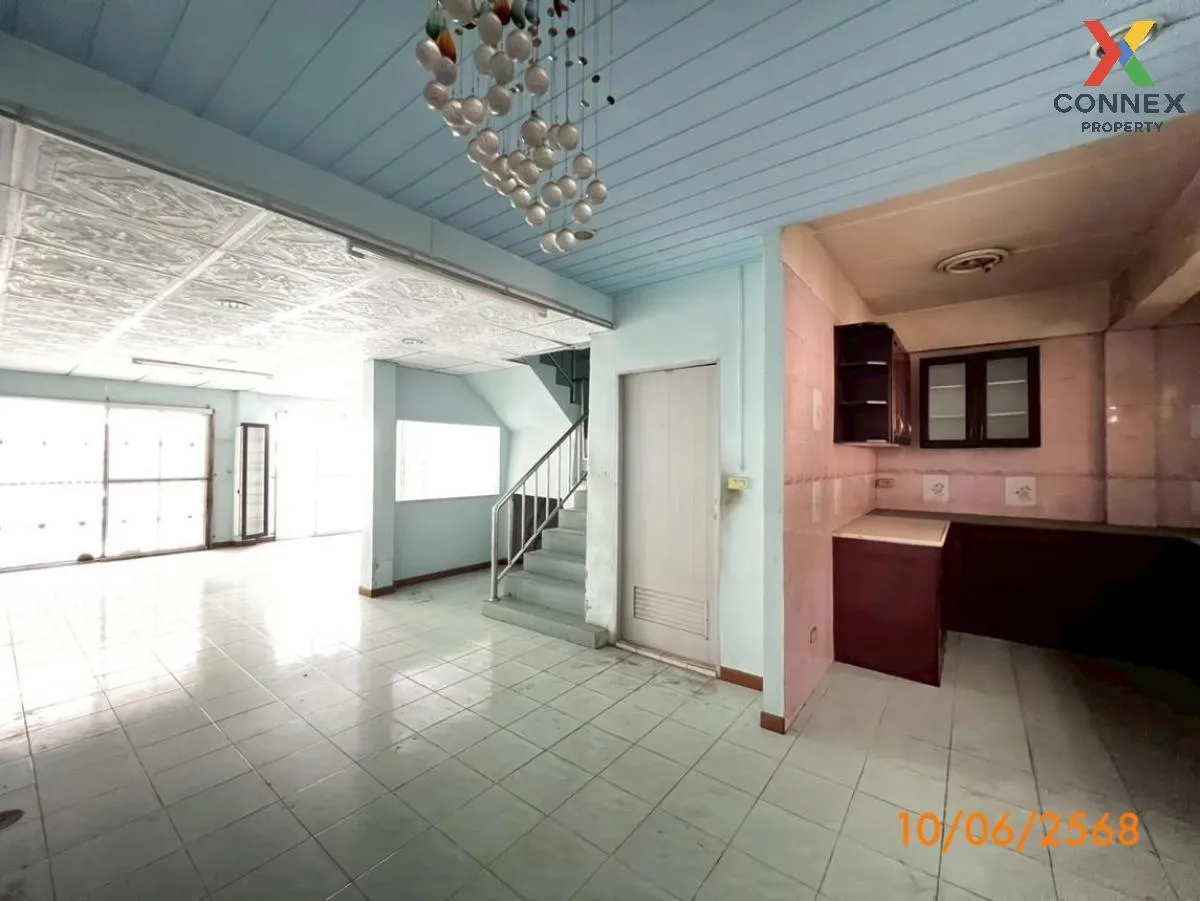 For Sale Townhouse/Townhome  , Wisetsuknakron 18 , Thung Khu , Th 2