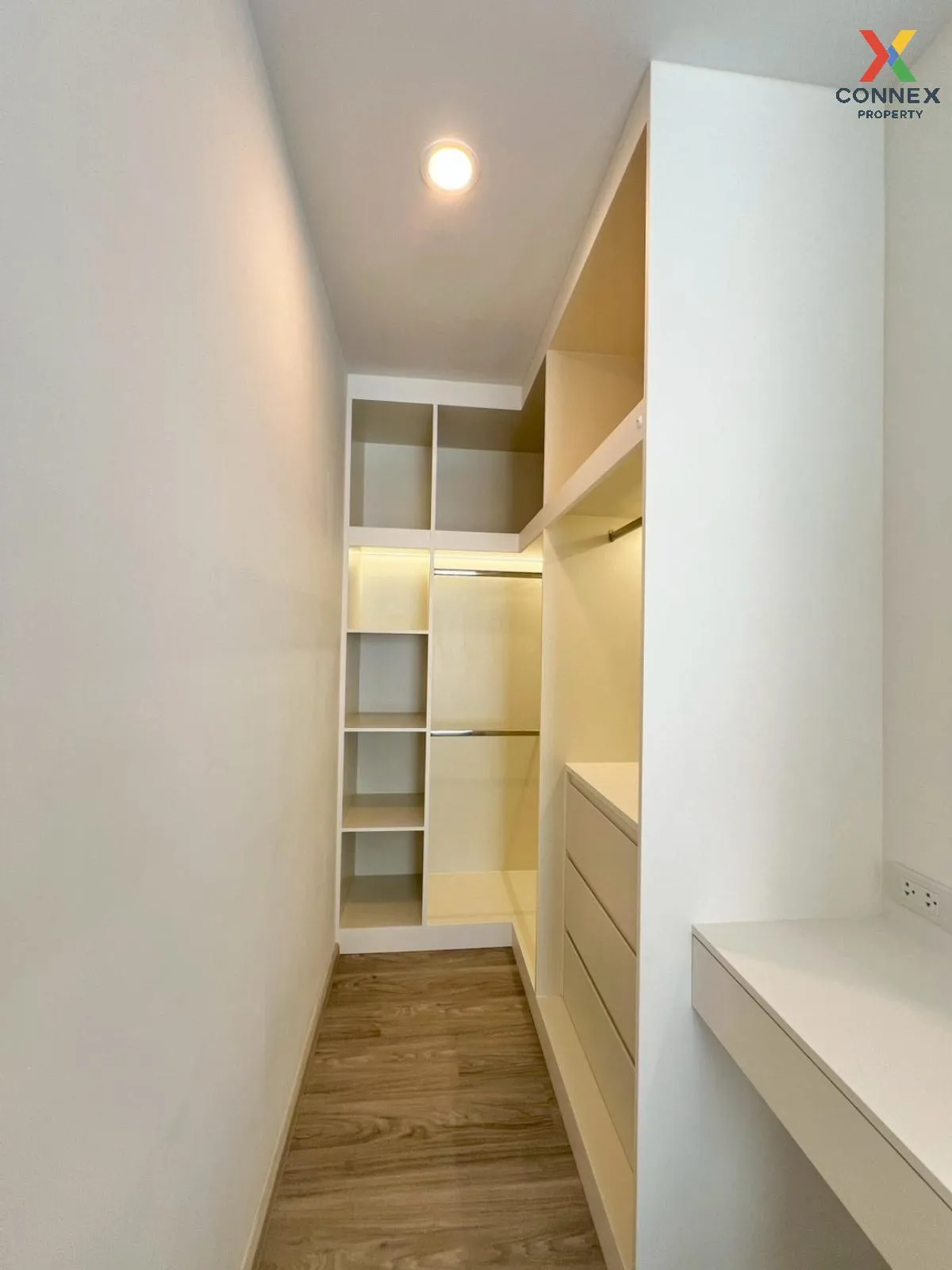 เช่าคอนโด  รีเจ้นท์ โฮม บางนา (โครงการใหม่) บางนา เขต บางนา กรุงเ