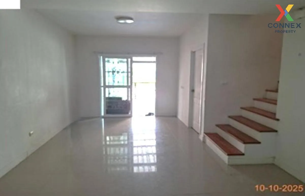 For Sale Townhouse/Townhome  , Lio Bliss Petchkasem 81 , Suan Lua 4