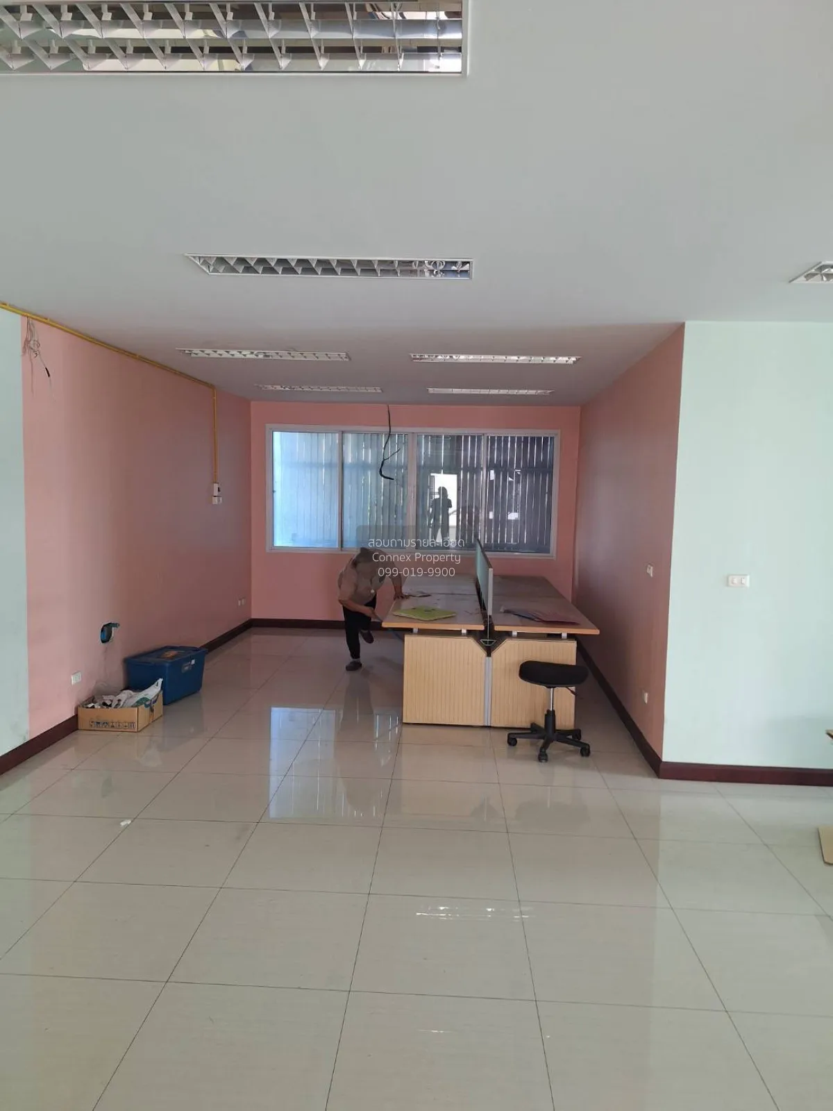 ขายอาคารพาณิชย์  4 ชั้น 3 คูหา ห้องมุม บางบำหรุ เขต บางพลัด กรุงเ