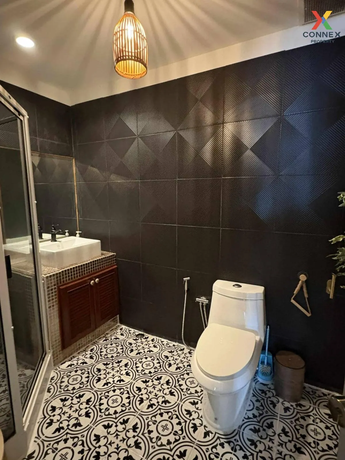 เช่าบ้านเดี่ยวชิดลม มักกะสัน เขต ราชเทวี กรุงเทพ CX-136880