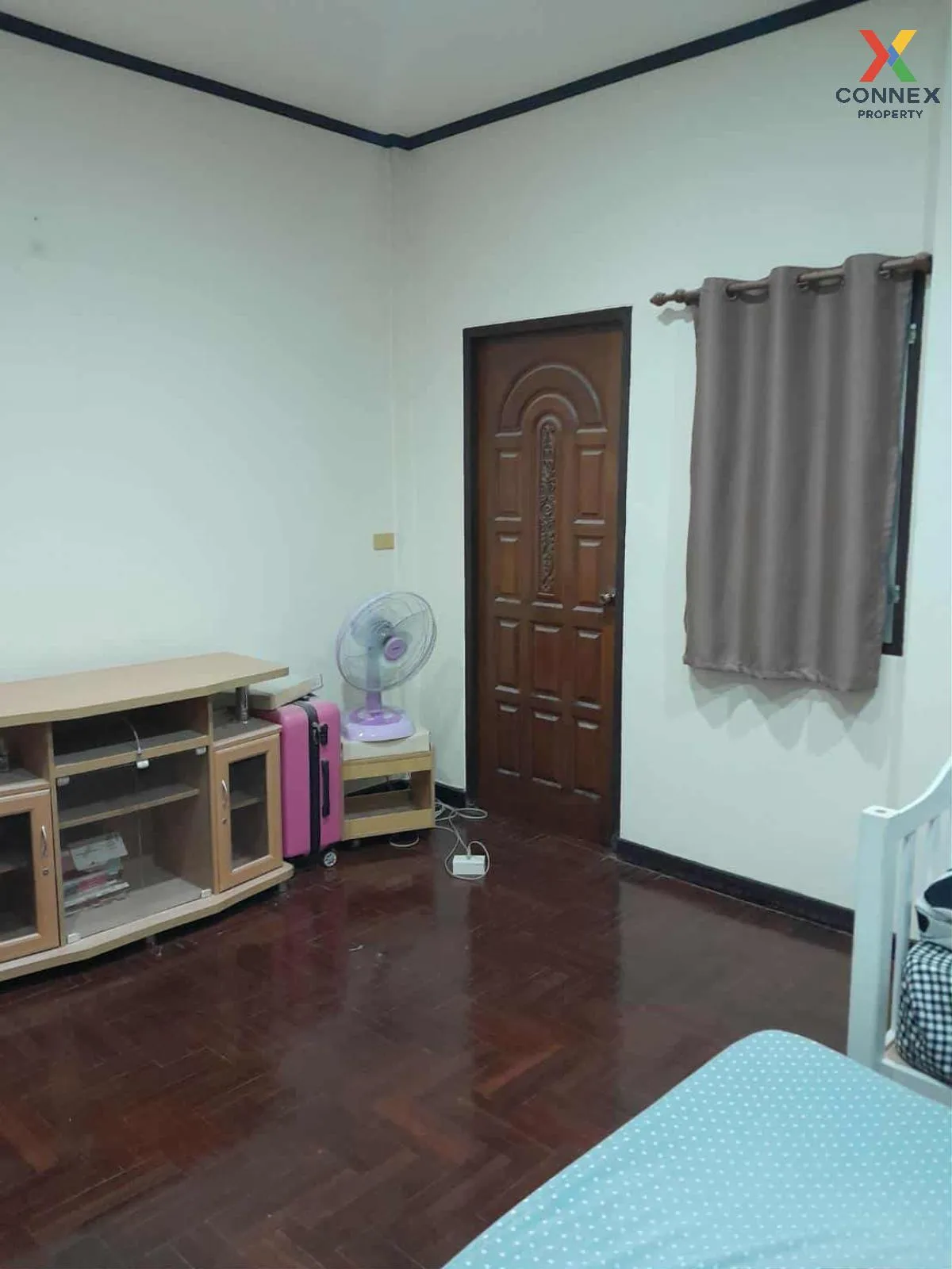 For Sale Twin home , Soi Ladprao 1 ,Yaek 20 , Chomphon , Chatucha