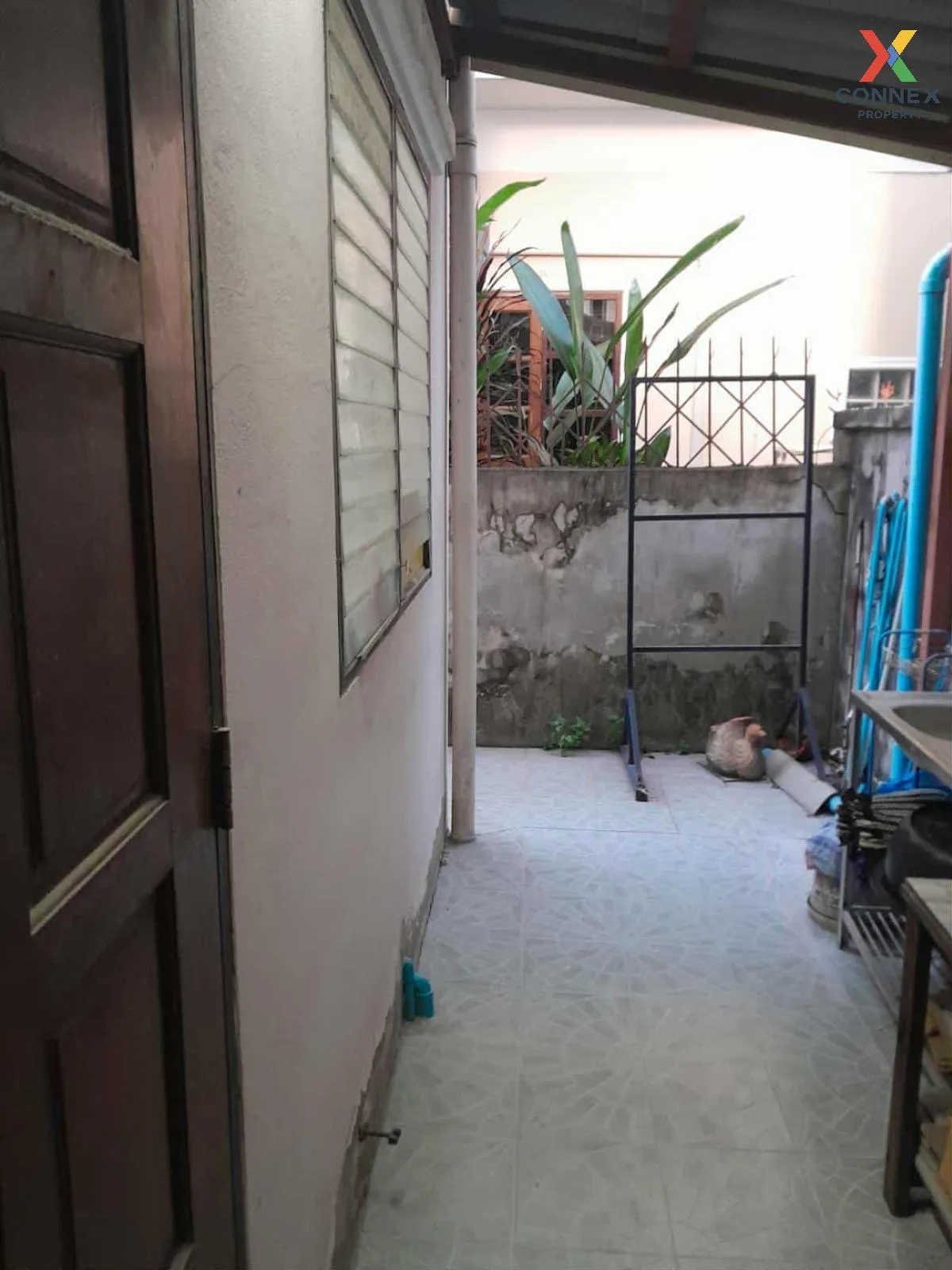 For Sale Twin home , Soi Ladprao 1 ,Yaek 20 , Chomphon , Chatucha