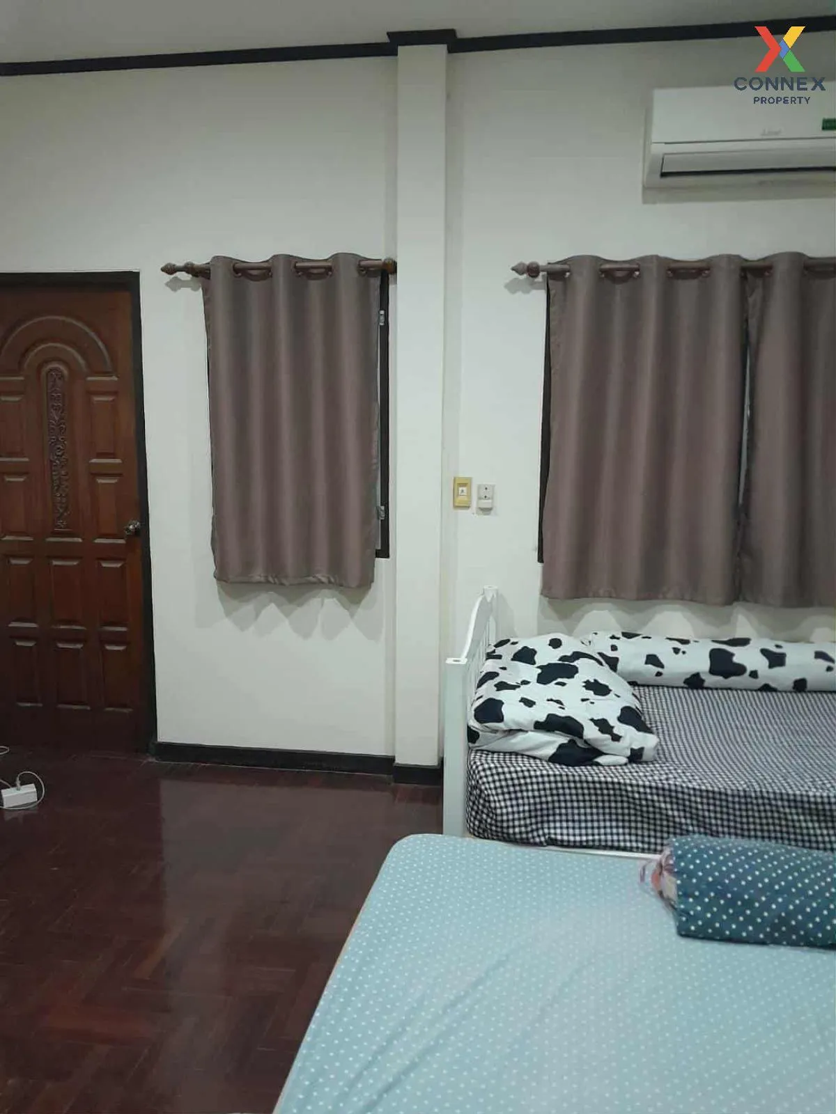 For Sale Twin home , Soi Ladprao 1 ,Yaek 20 , Chomphon , Chatucha