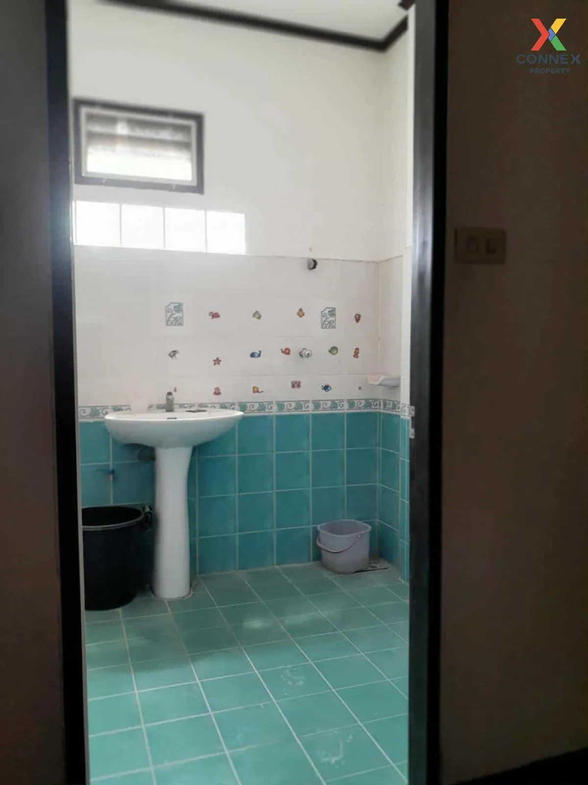 For Sale Twin home , Soi Ladprao 1 ,Yaek 20 , Chomphon , Chatucha