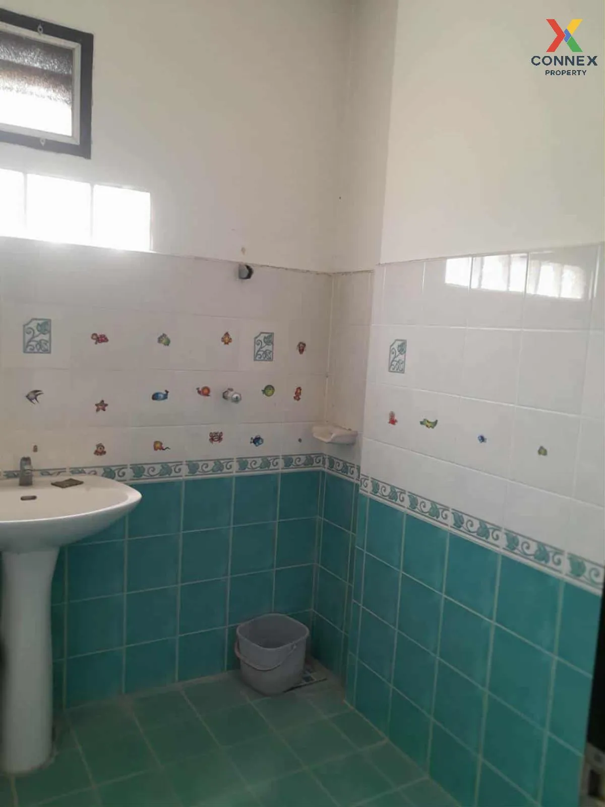 For Sale Twin home , Soi Ladprao 1 ,Yaek 20 , Chomphon , Chatucha