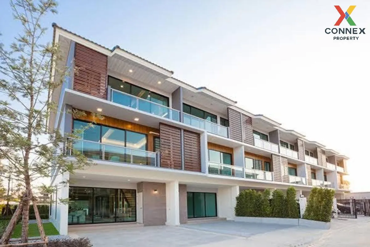 For Rent Townhouse/Townhome  , Supalai Essence Ladprao , MRT-Ladp 1