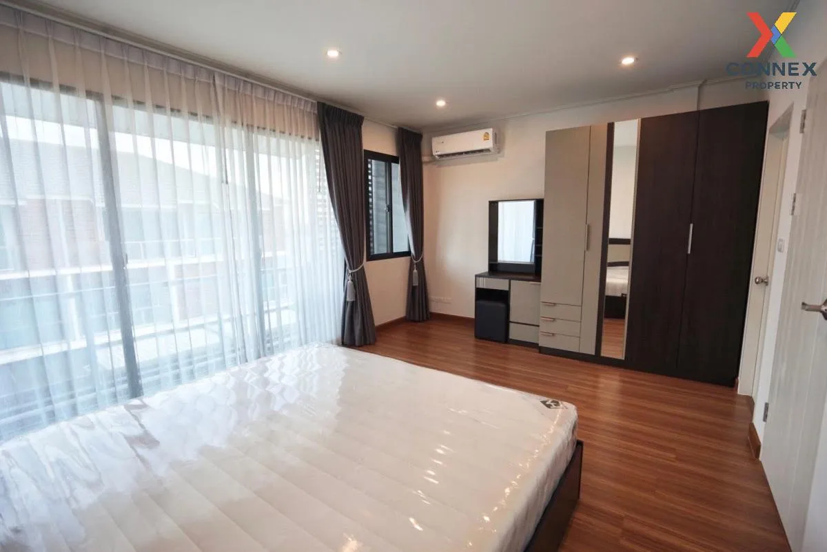 For Rent Townhouse/Townhome  , Supalai Essence Ladprao , MRT-Ladp
