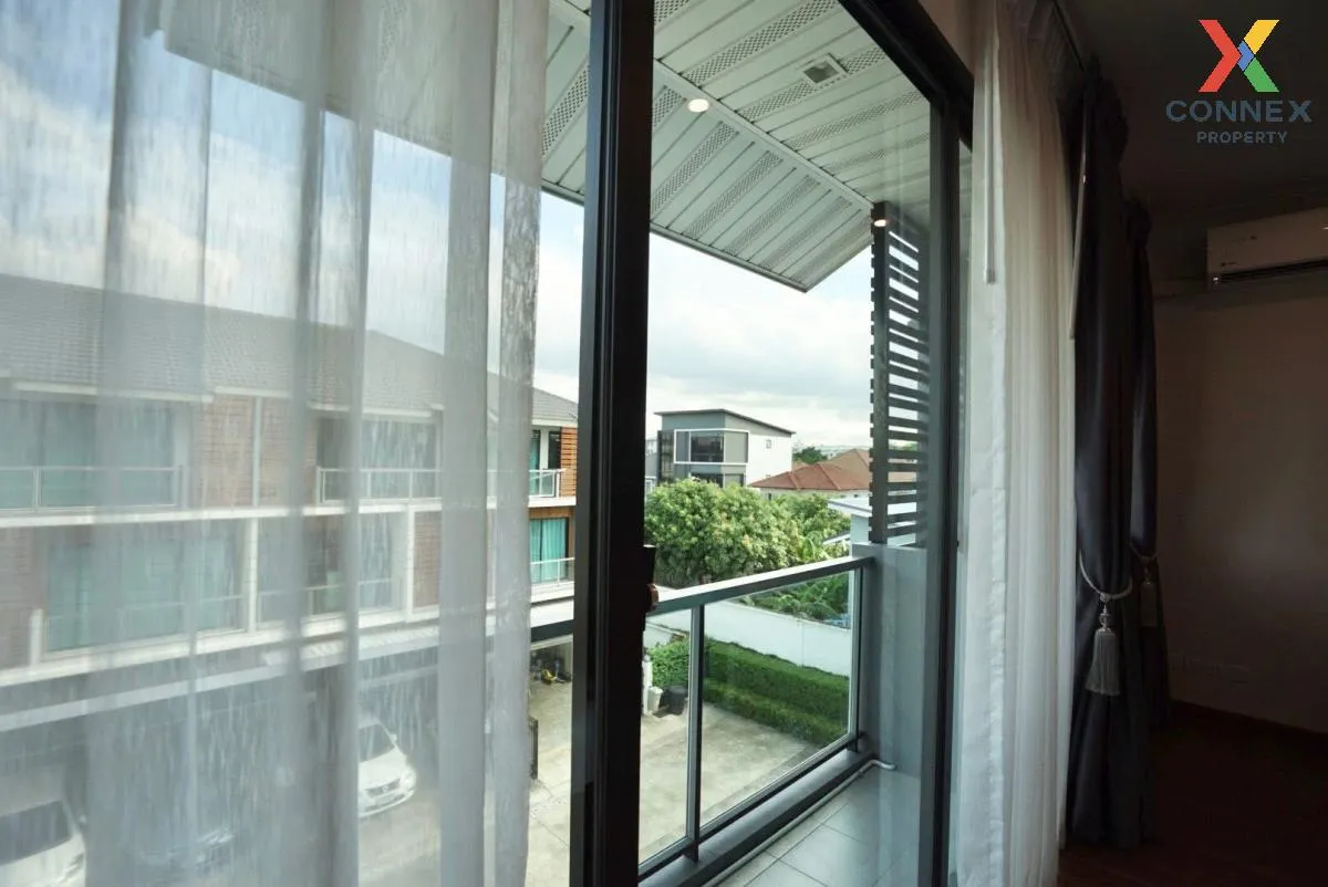 For Rent Townhouse/Townhome  , Supalai Essence Ladprao , MRT-Ladp